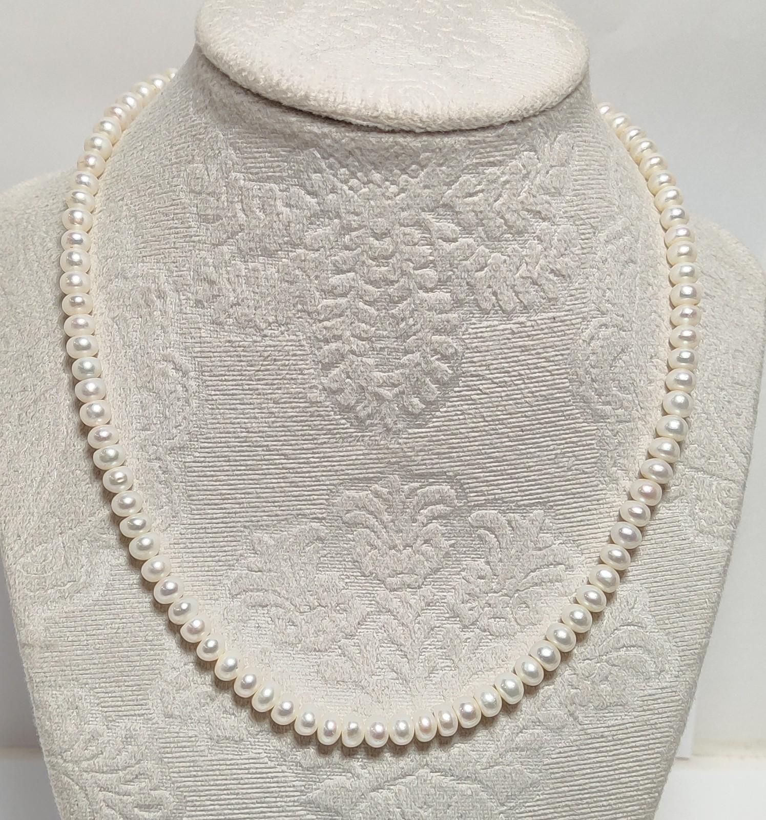 Beautiful Lustrous GENUINE NATURAL FRESHWATER PEARL 925 Sterling Silver Necklace