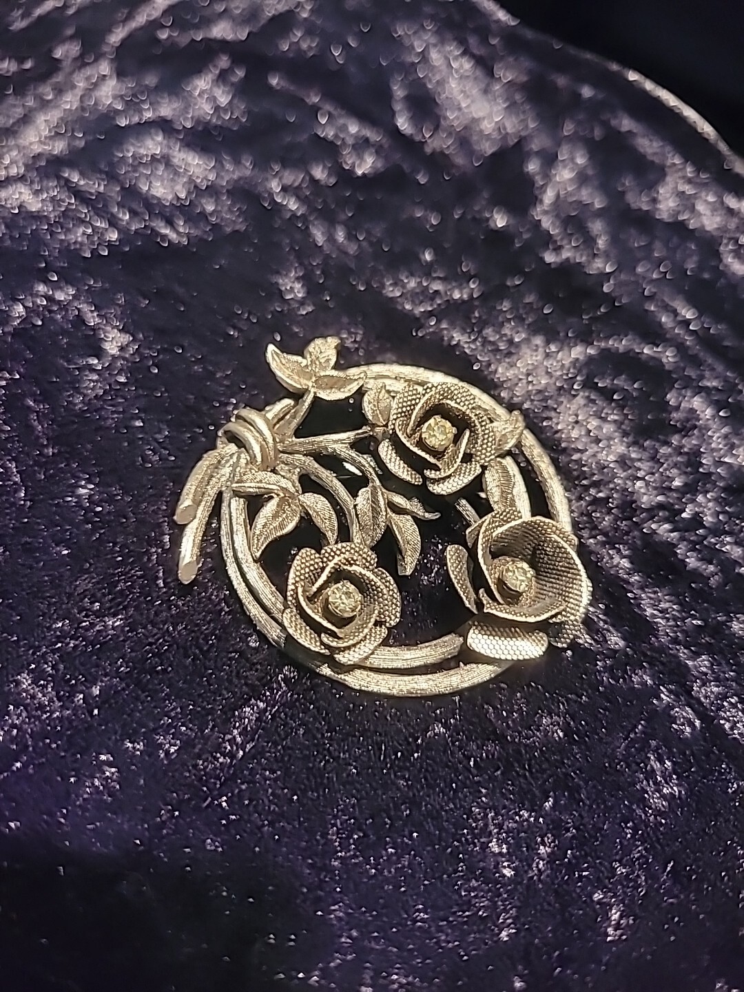 Vintage Womens Brooch Pin Gun Metal Floral Jewelry Costume