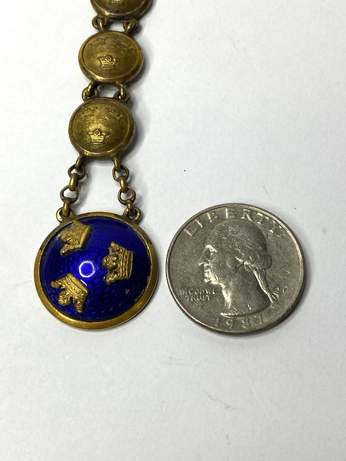 CC Sporrong & Co Stockholm Sweden Clip Pin Medal Vintage Crowns Rare