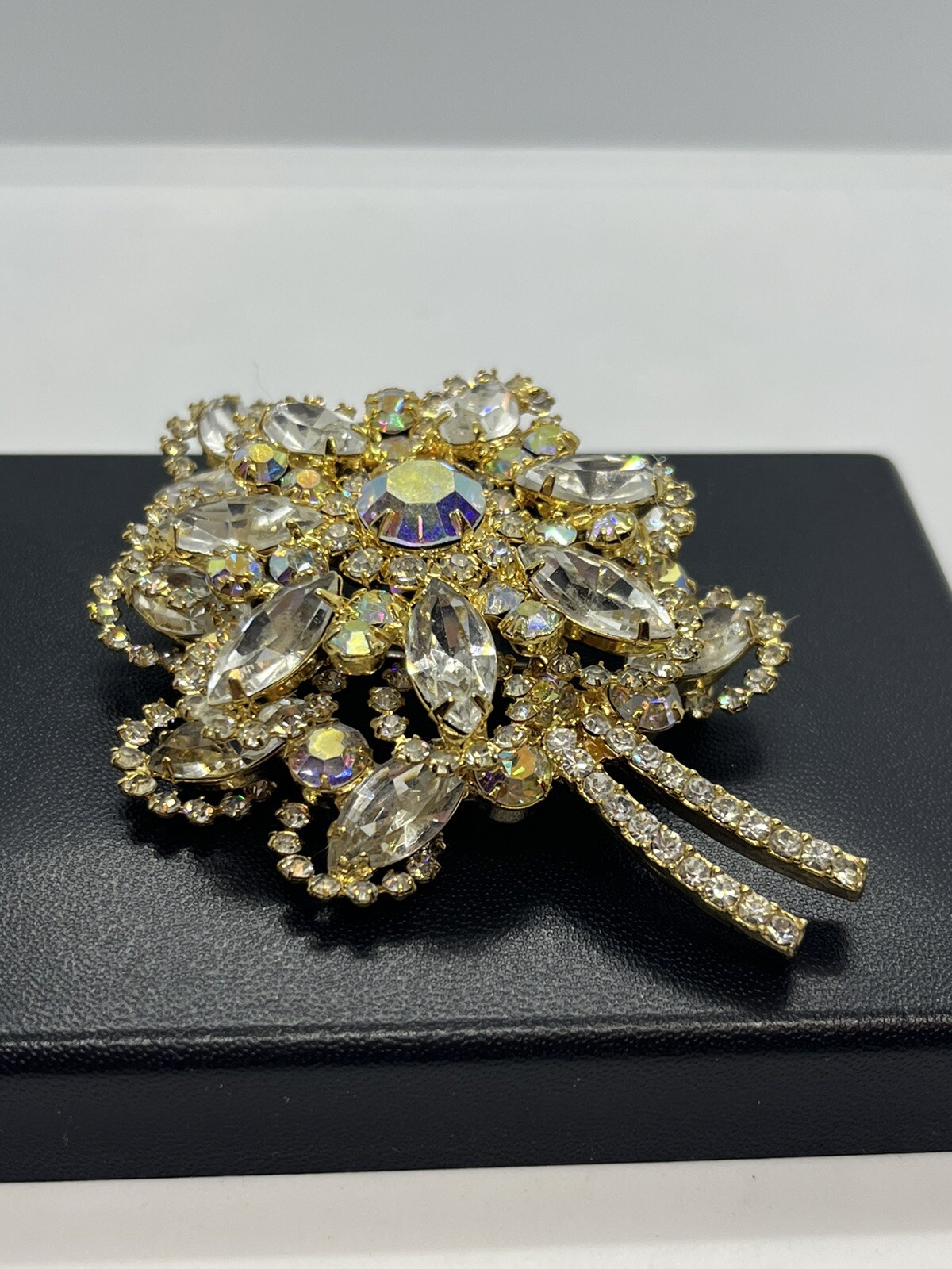DeLizza and Elster Juliana clear & aurora borealis AB rhinestone leaf brooch pin