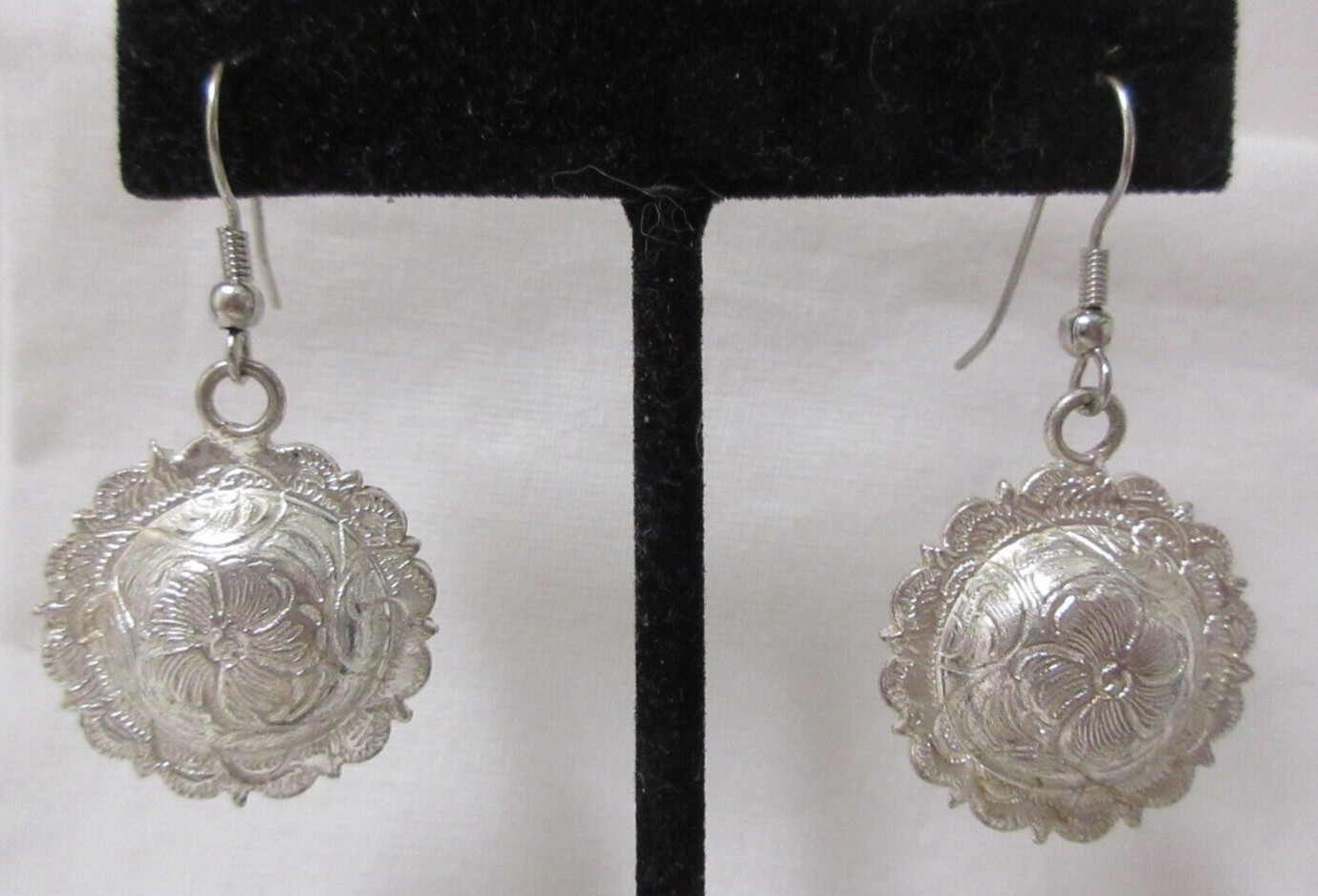 Vintage Silver Tone Etched Flower Dangle Pierced Earrings
