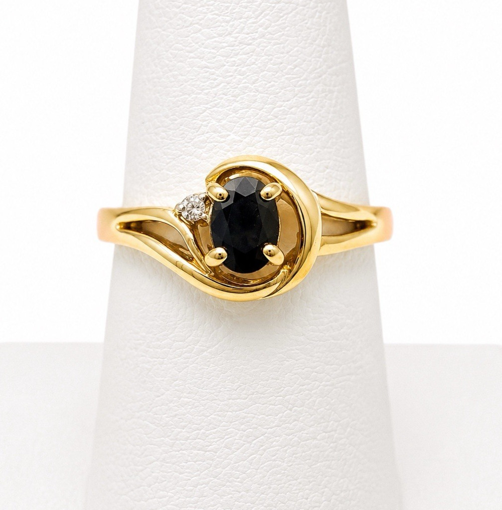 Vtg Gold Plated Genuine Gemstone 6 Ring Lot Topaz Sapphire Ruby Amethyst Garnet