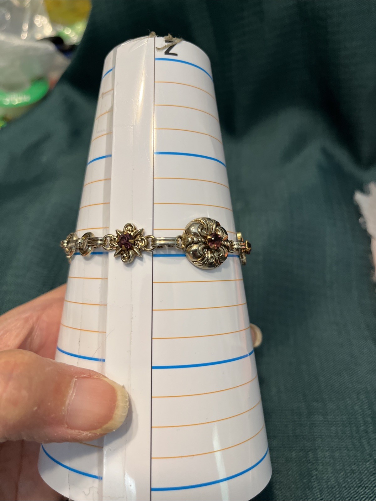 Vintage Light Gold Tone Bracelet With Pink Stones Unmarked