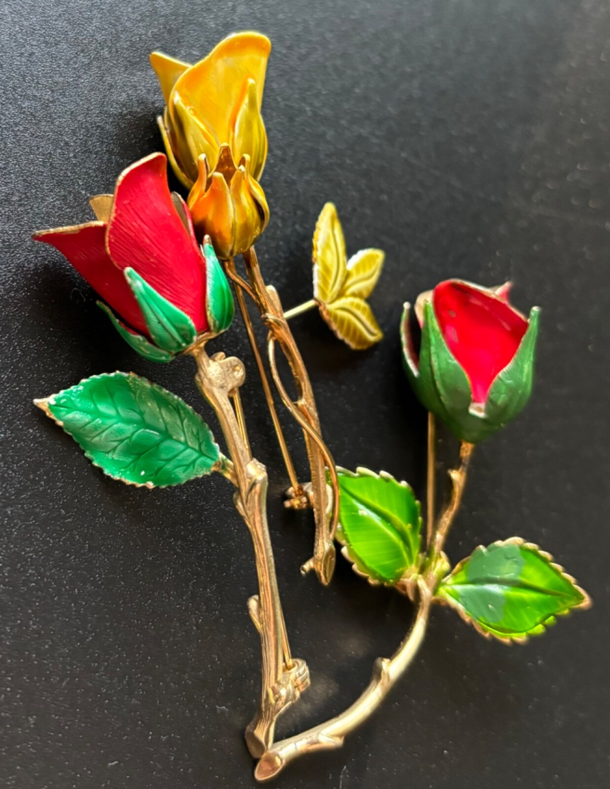 LOT OF 3 VINTAGE LONG STEM ROSE PINS, FLOWER BROOCHES, MID CENTURY COLLECTIBLES