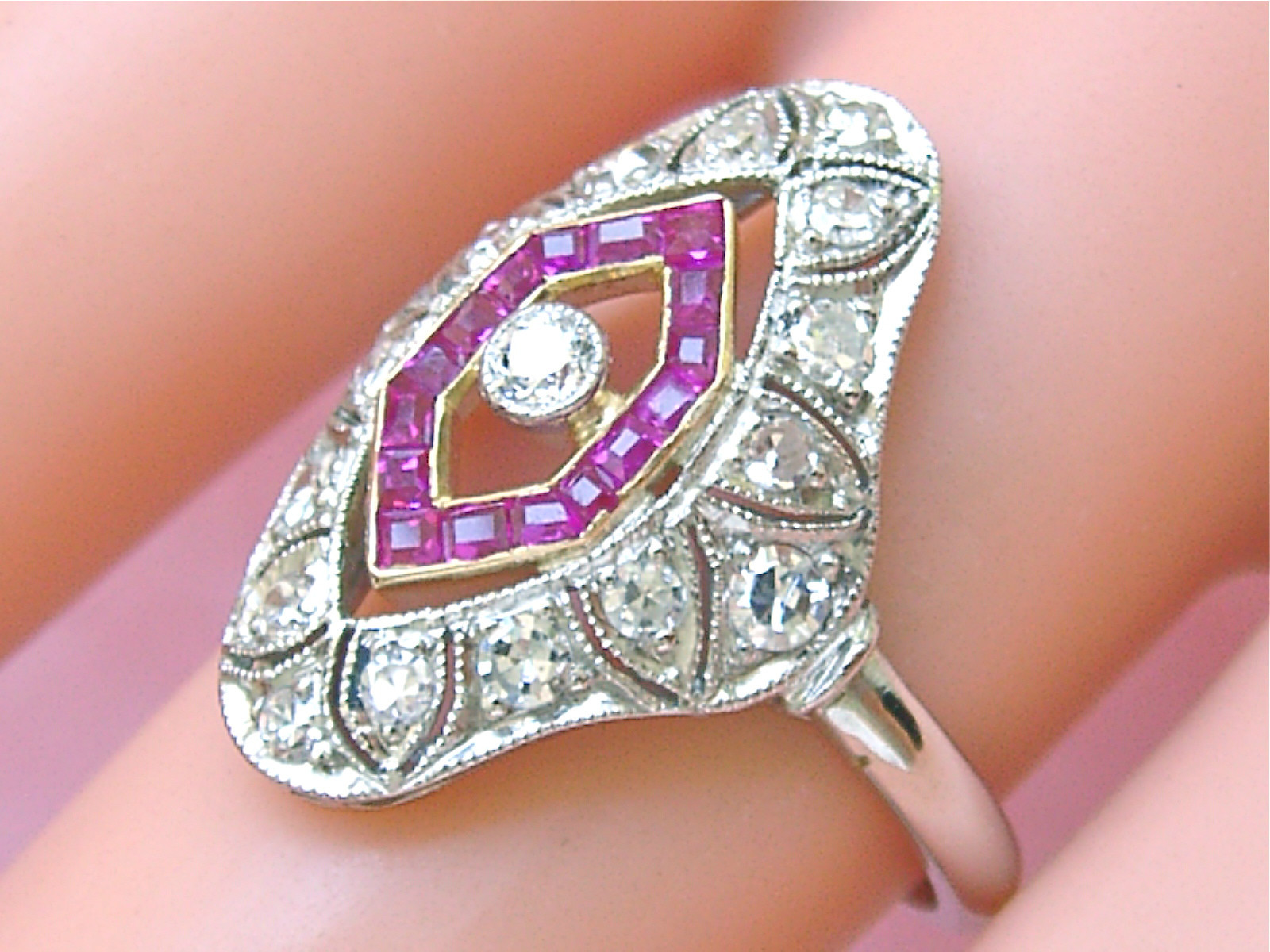 ANTIQUE ART DECO .65ctw DIAMOND RUBY PLATINUM COCKTAIL RIGHT-HAND RING 1930