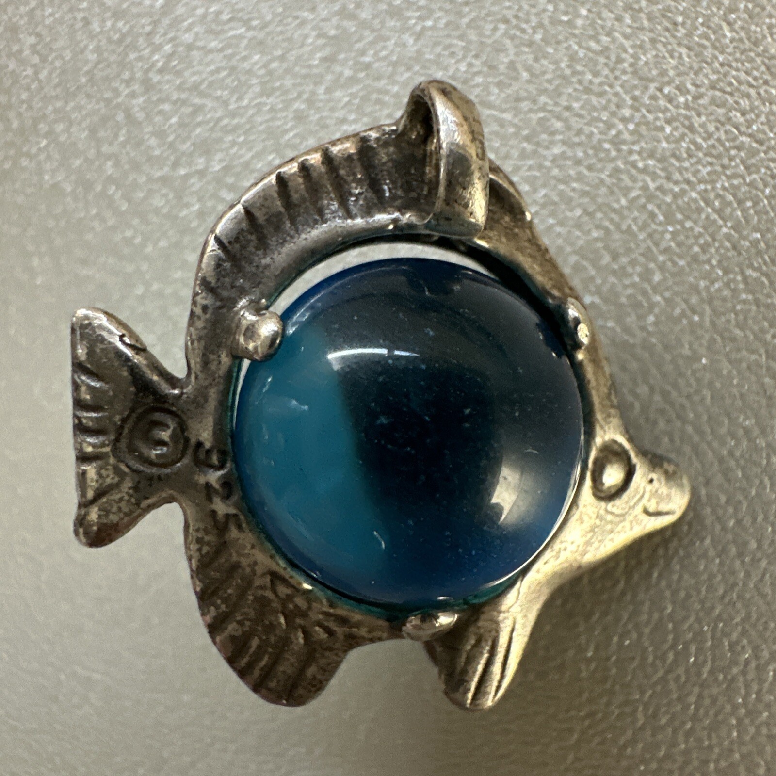 🐠Cute!! Blue Glass Vintage Angelfish Slide Pendant 925 Sterling Silver