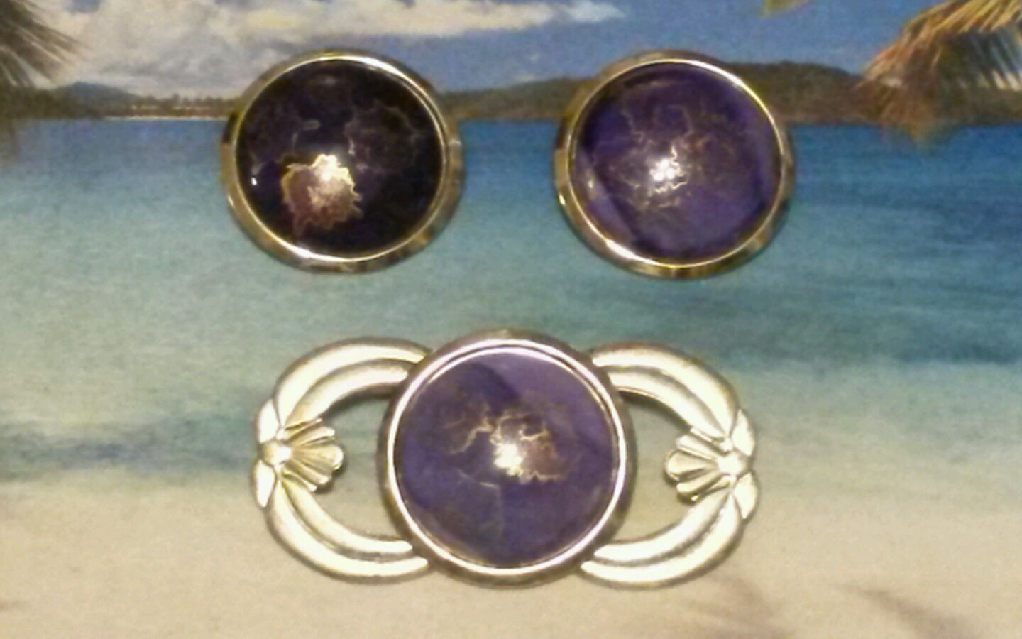 Vintage Cobalt Blue/Purple Foil Cabochon Brooch and Earring Set – Gold Tone