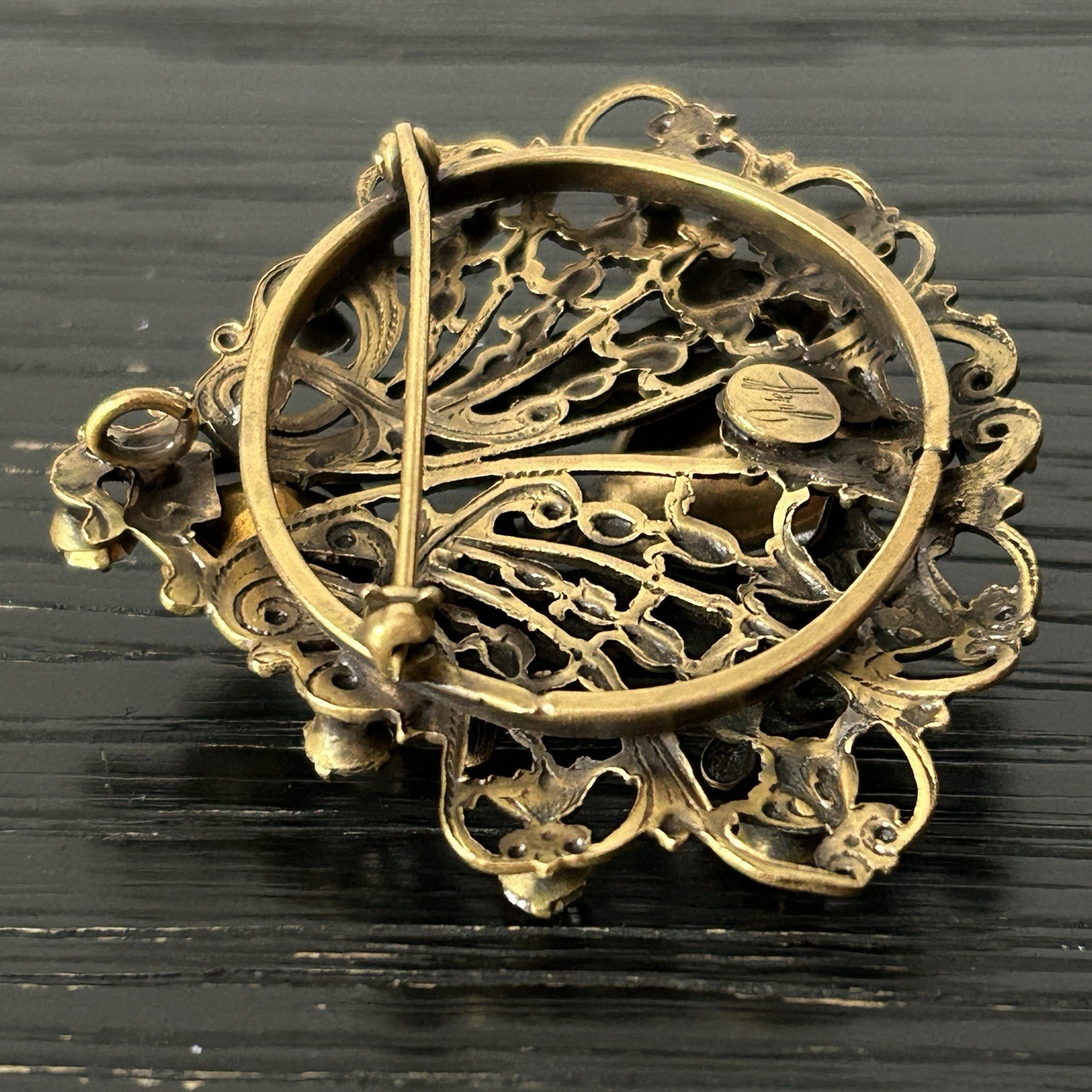 VTG Joseff of Hollywood Brooch/Pendant Gilt Brass Dangling Rhinestone Cherubs
