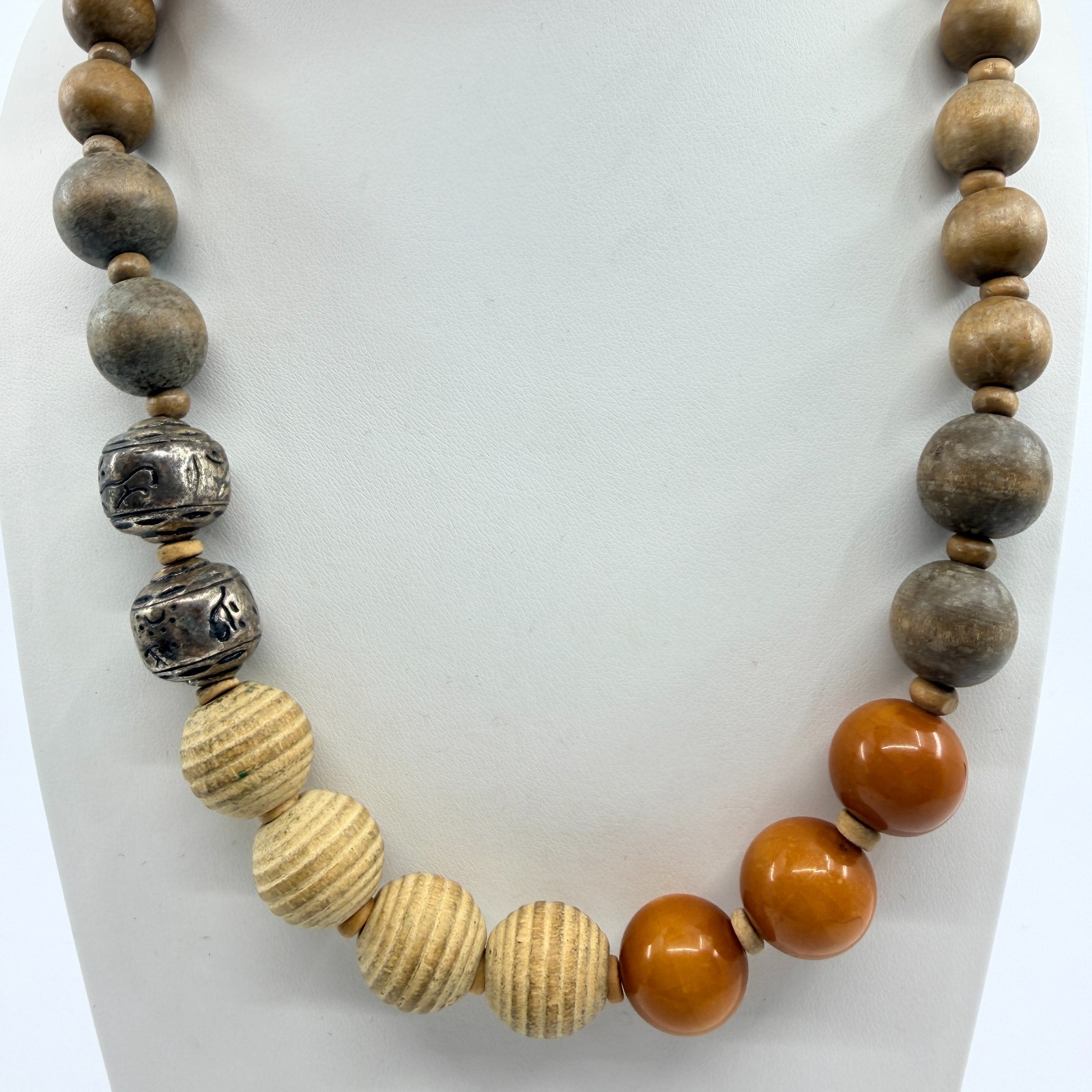 Vintage Y2K Boho Chunky Wood Acrylic Statement Necklace Brown Earthy Beaded