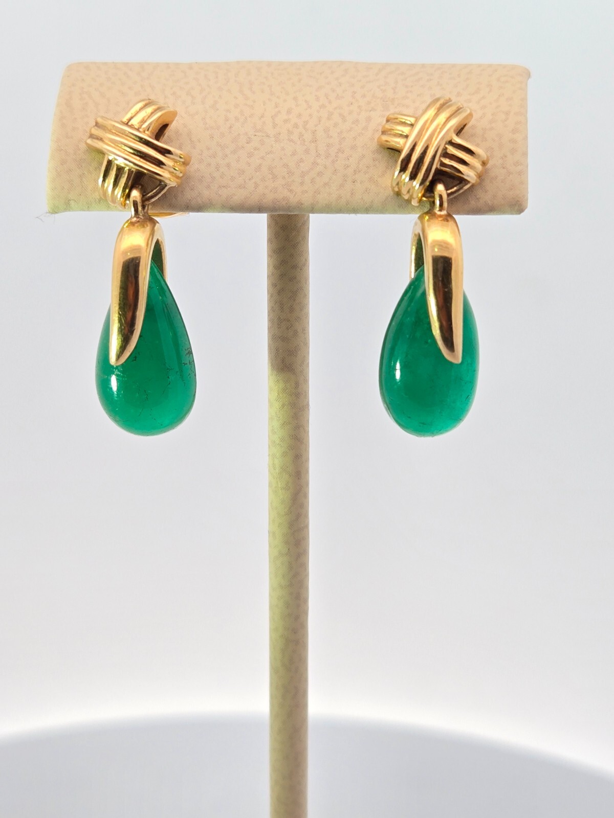 CERTIFIED NATURAL COLOMBIAN EMERALDS 17.5 CTS IN 18K GOLD FINE EARRINGS~$8,015.0