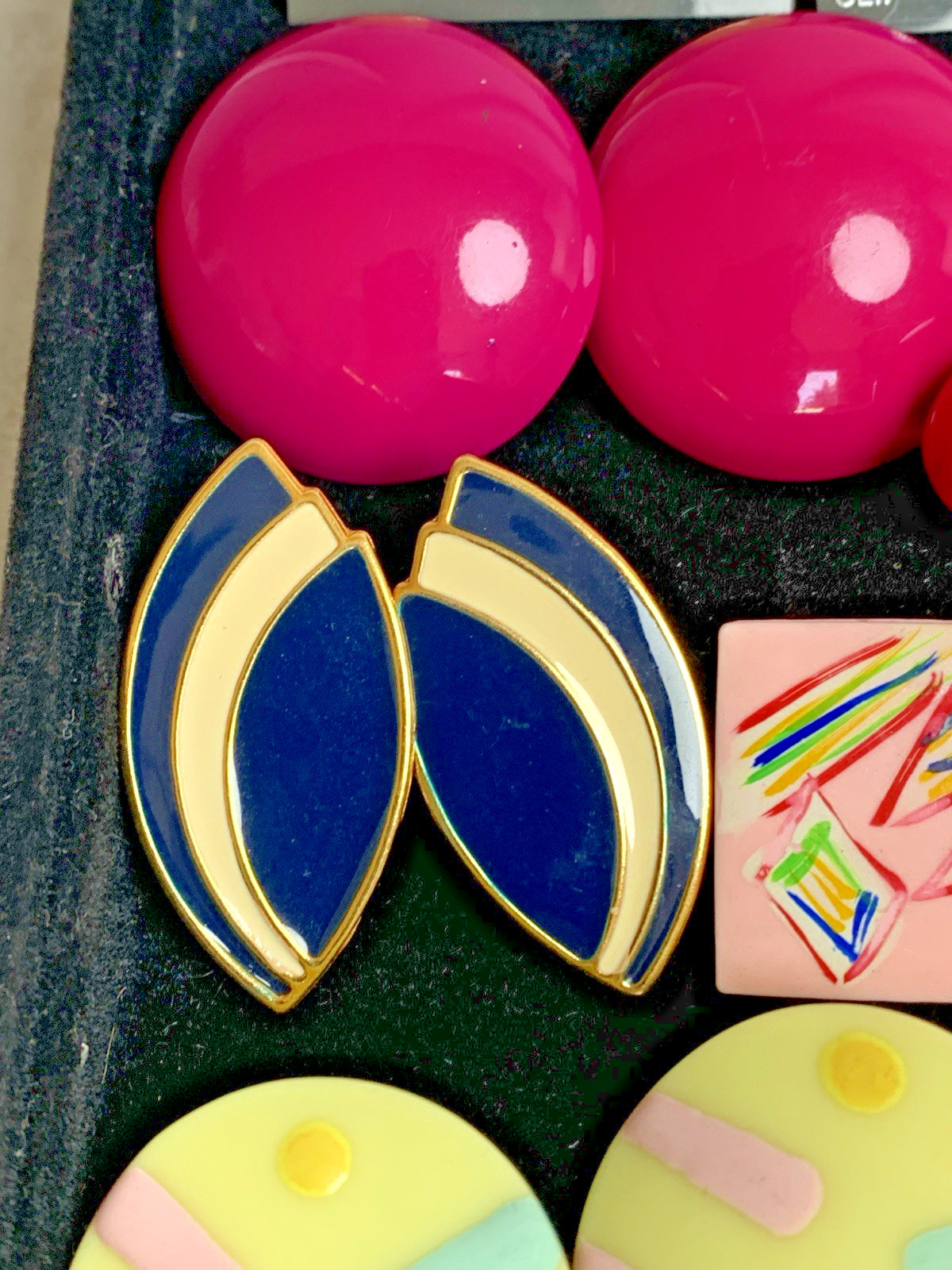 Vintage Mod Pop Art Clip-On Earrings Lot 60s 70s 80s Colorful 17pc Dauplaise