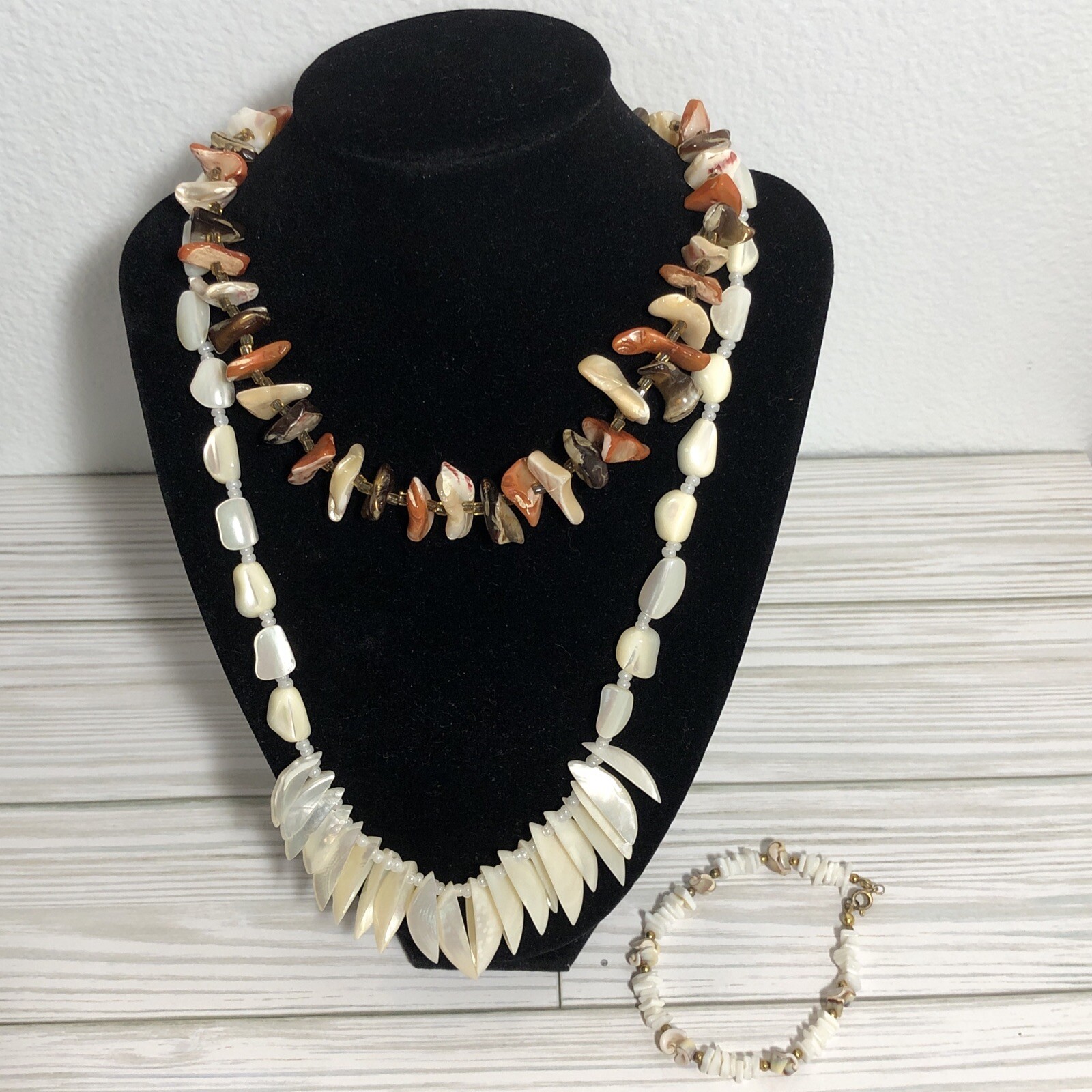 VTG Hawaiian Beach Natural Shell Necklace Bracelet lot MOP White Summer Core