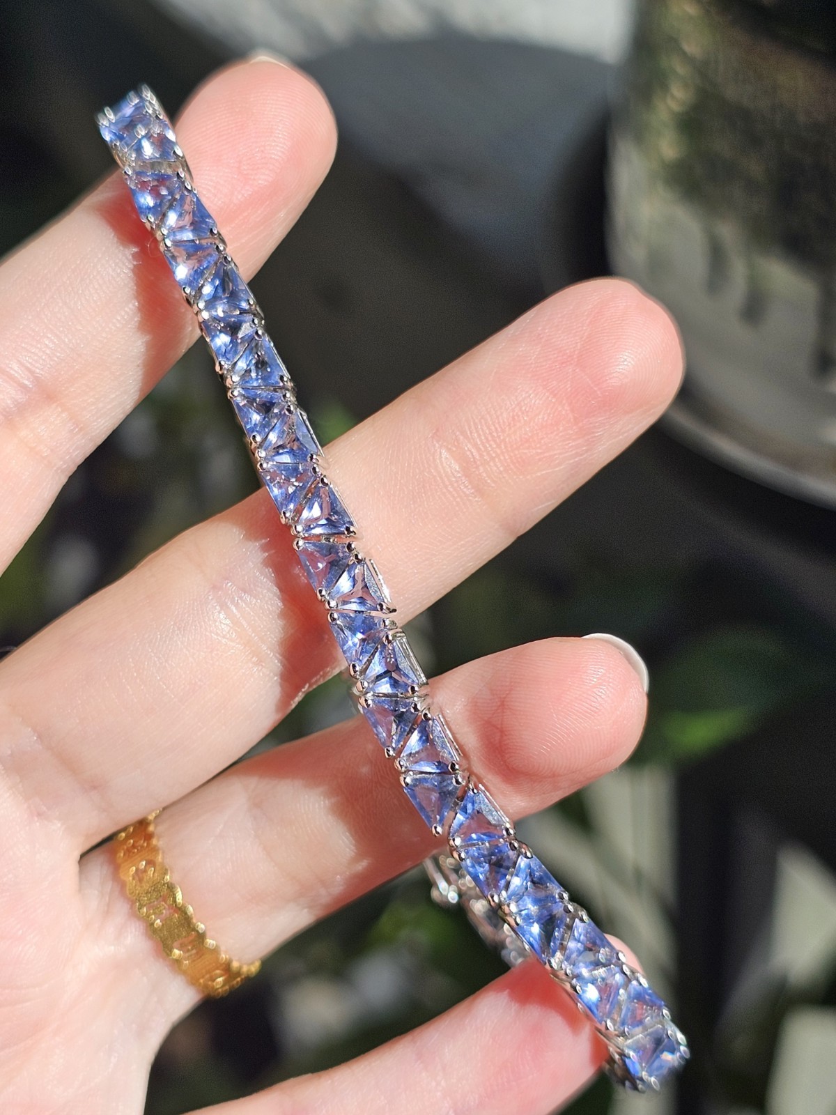 Vintage 925 Sterling Silver Trillion Cut Tanzanite Glass Tennis 8″ Bracelet