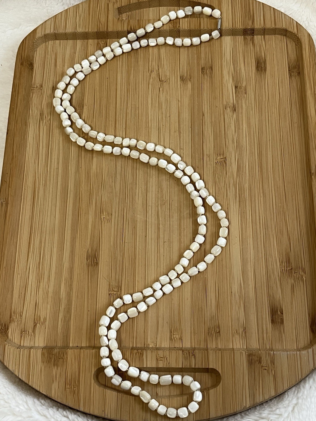 VTG Mother of Pearl Nacre Balamuti & Glass Seed Beads Necklace Barrel Clasp 44″