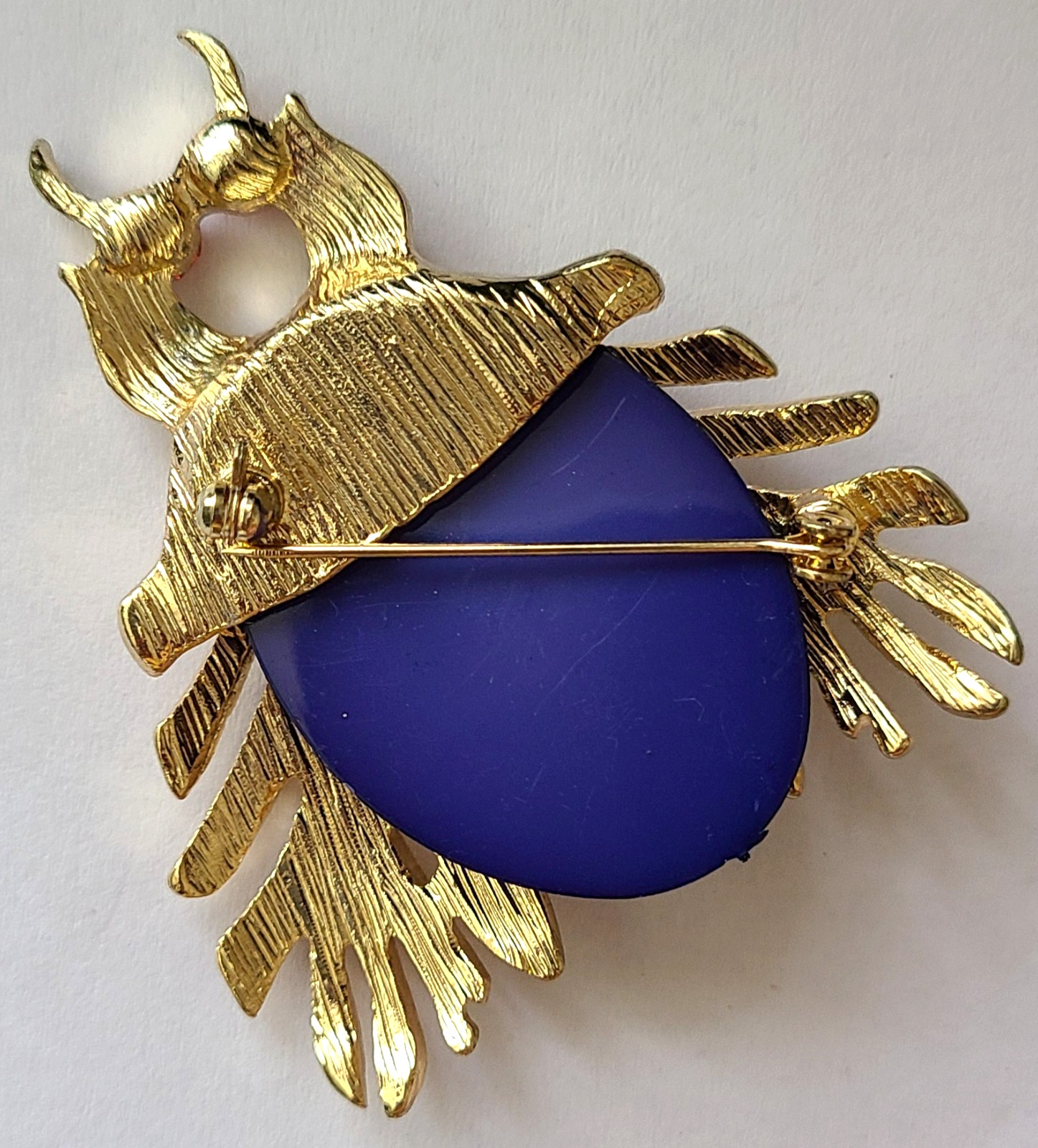 VINTAGE BLUE LUCITE MULTICOLOR CRYSTAL BUG PIN BROOCH