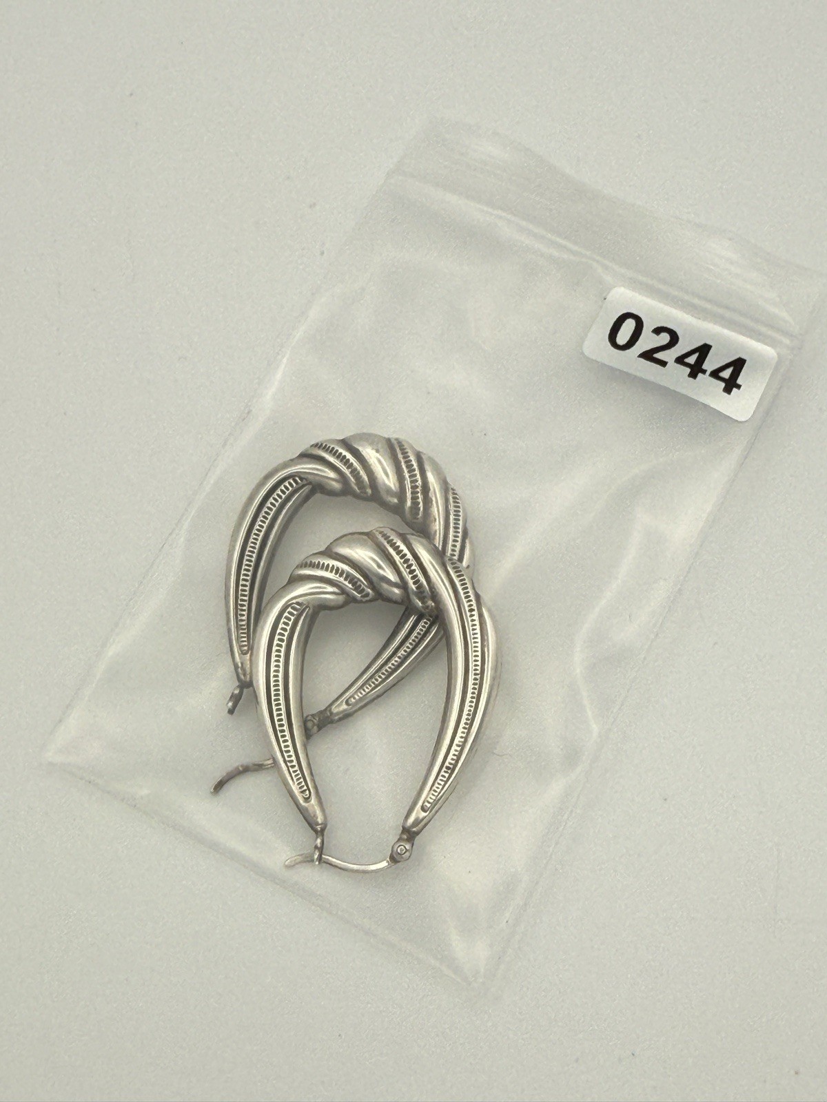 925 Sterling Silver Twisted Hoop Earrings Teardrop Ribbed Latch Back