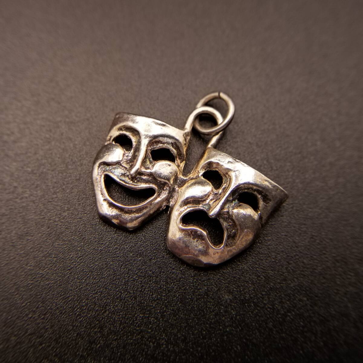 Two Face Smile/Sad Face Vintage Charm Silver Plated Pendant Head Sock and Baskin