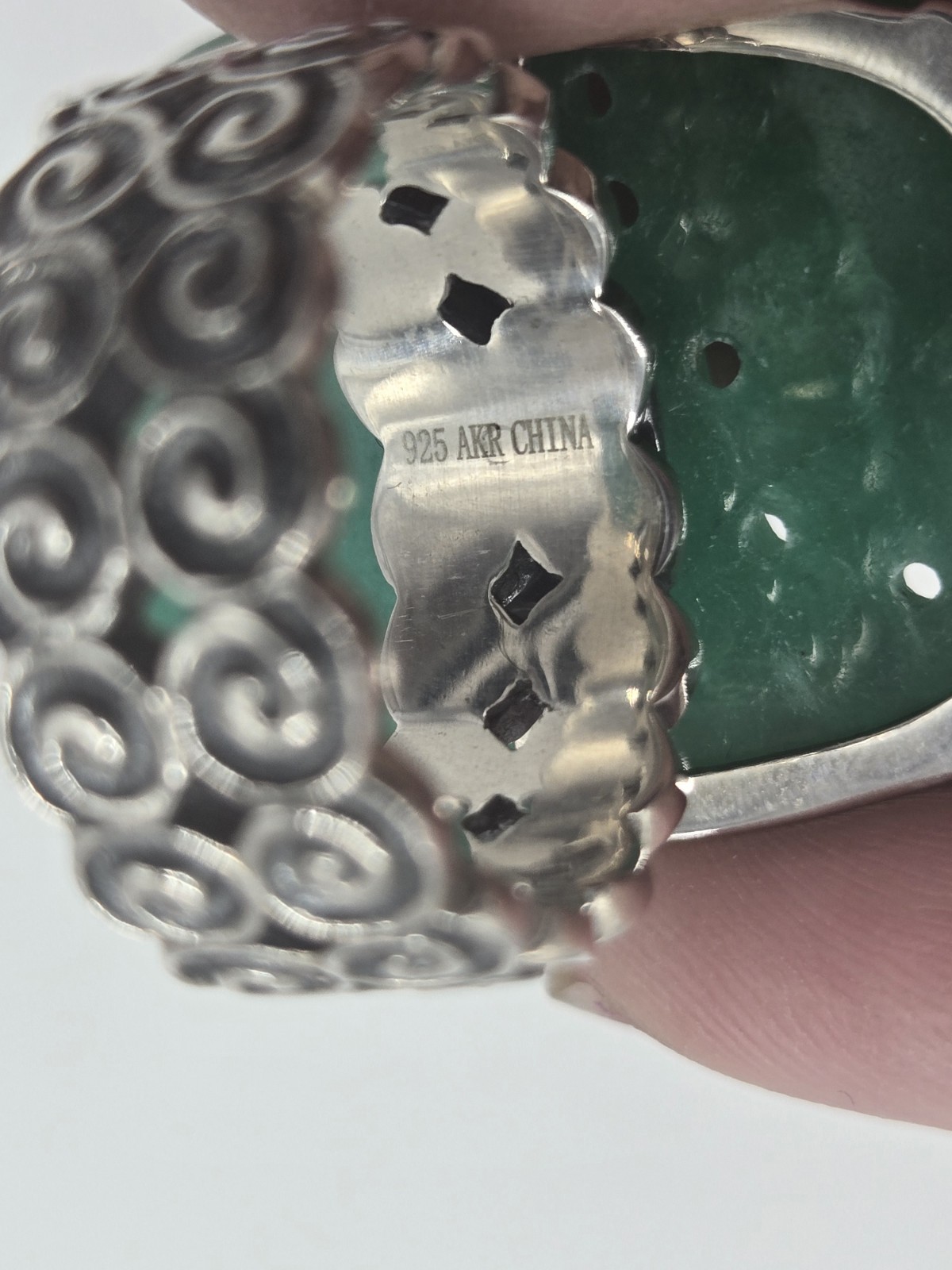 Vintage Amy Kahn Russell AKR 925 Sterling Silver Carved Green Jade Ring Size 9