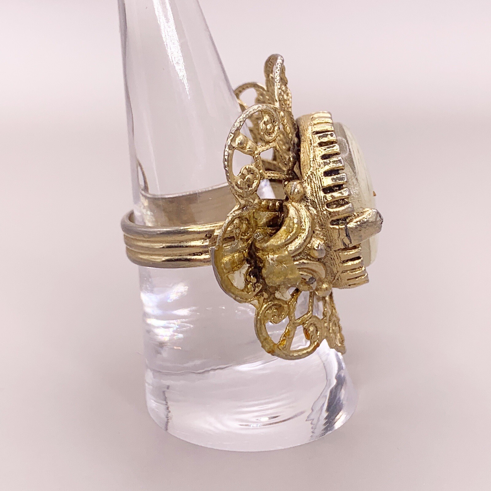 Vintage Cocktail Ring Costume Jewelry Off White Ivory Gold Color Tone Adjustable