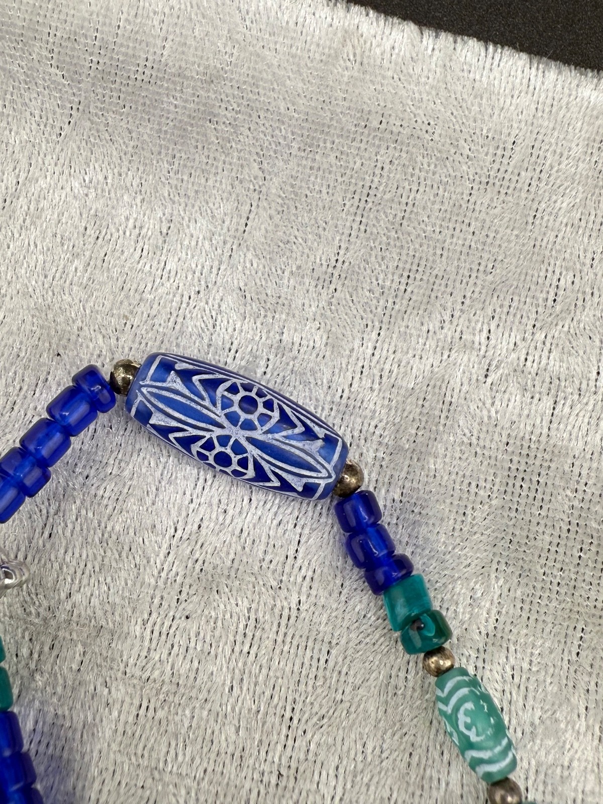 Vintage Lucite Necklace Blue Tones Green Opera Flapper Tropical 36”