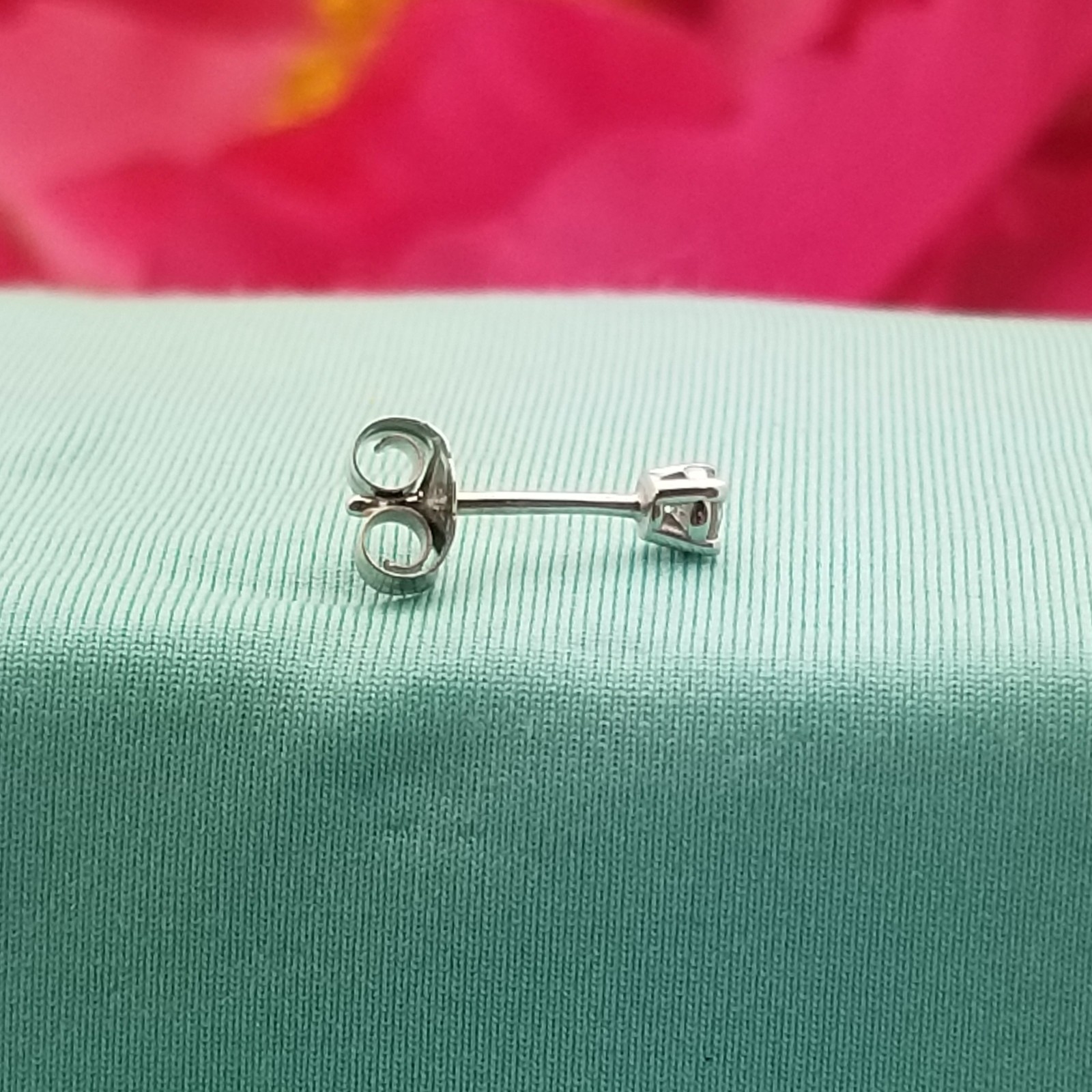 14K White Gold Diamond Stud Earrings, .15CTW, Vintage, Every Day Studs