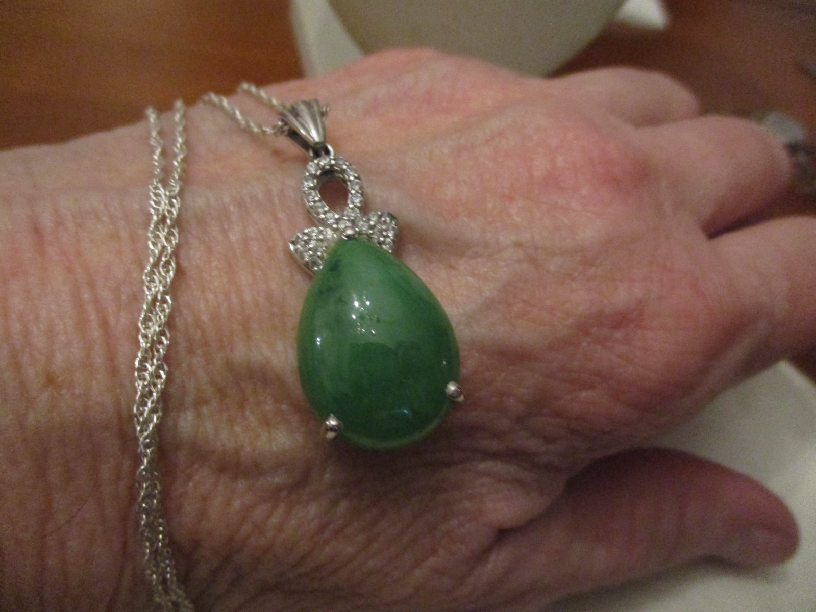 Chuck Clemency (STS) sterling silver stunning JADE teardrop pendant on chain