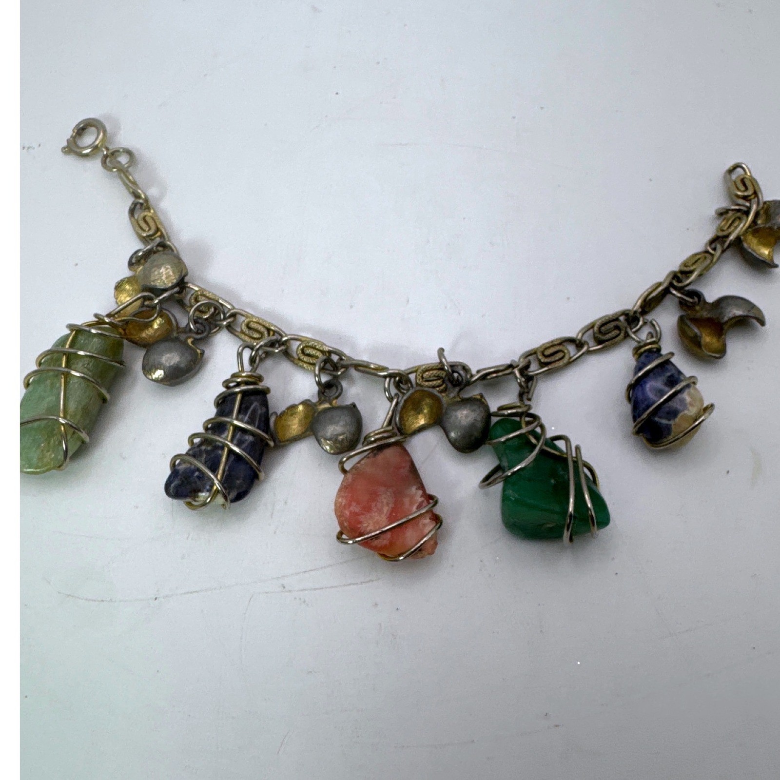 Vintage Wire Wrapped Raw Gemstone Nugget Charm Bracelet Mixed Metal Boho 7.5″