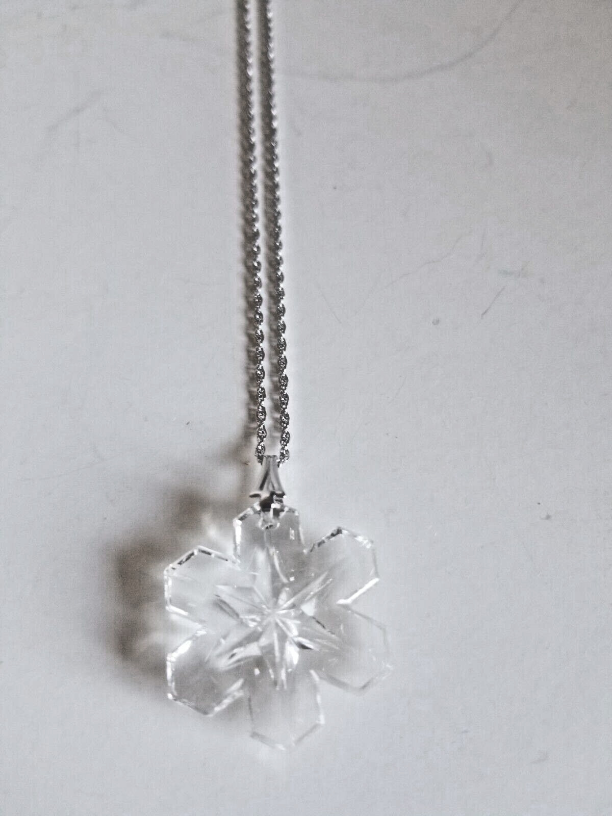 Gorham Snowflake Pendant, Silver Chain, 17.5″ Vintage in Original Box