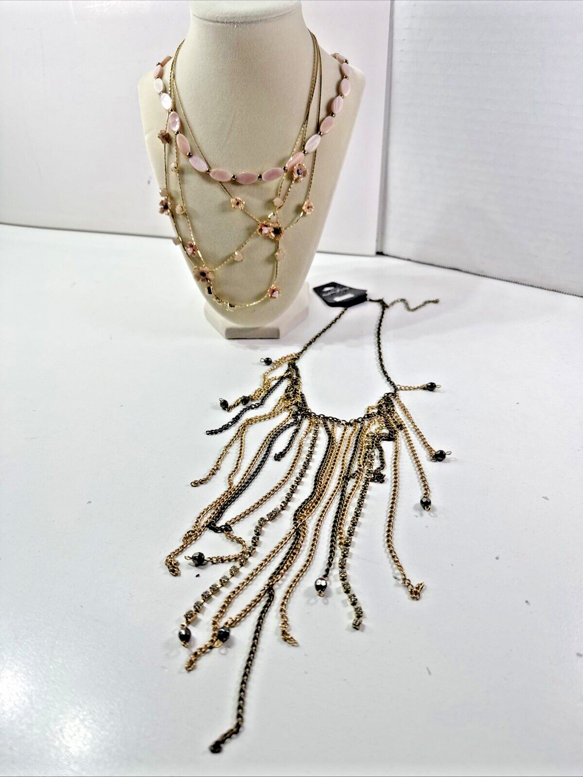 Beautiful Vintage Estate Lot 3x Beaded/Metal/STONES Necklaces 1 New w Tags