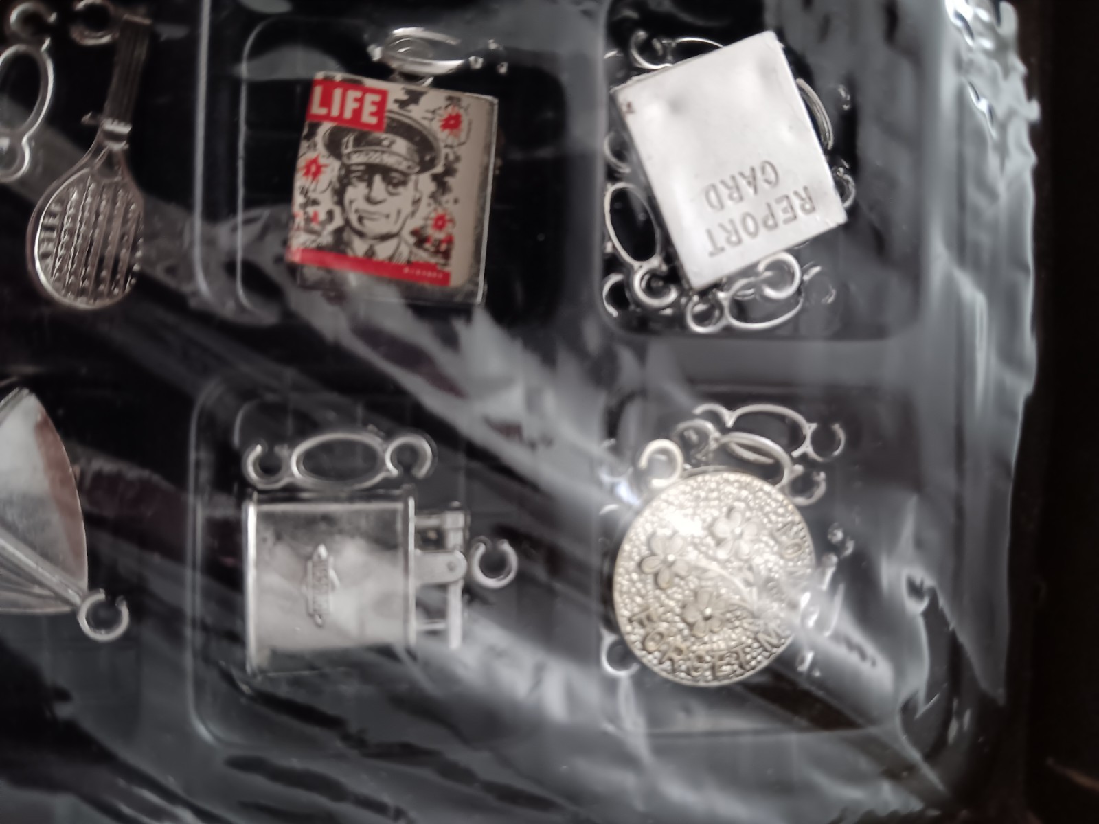 VTG Hasbro Charms N Chains Braclet Making Kit for Children 1969