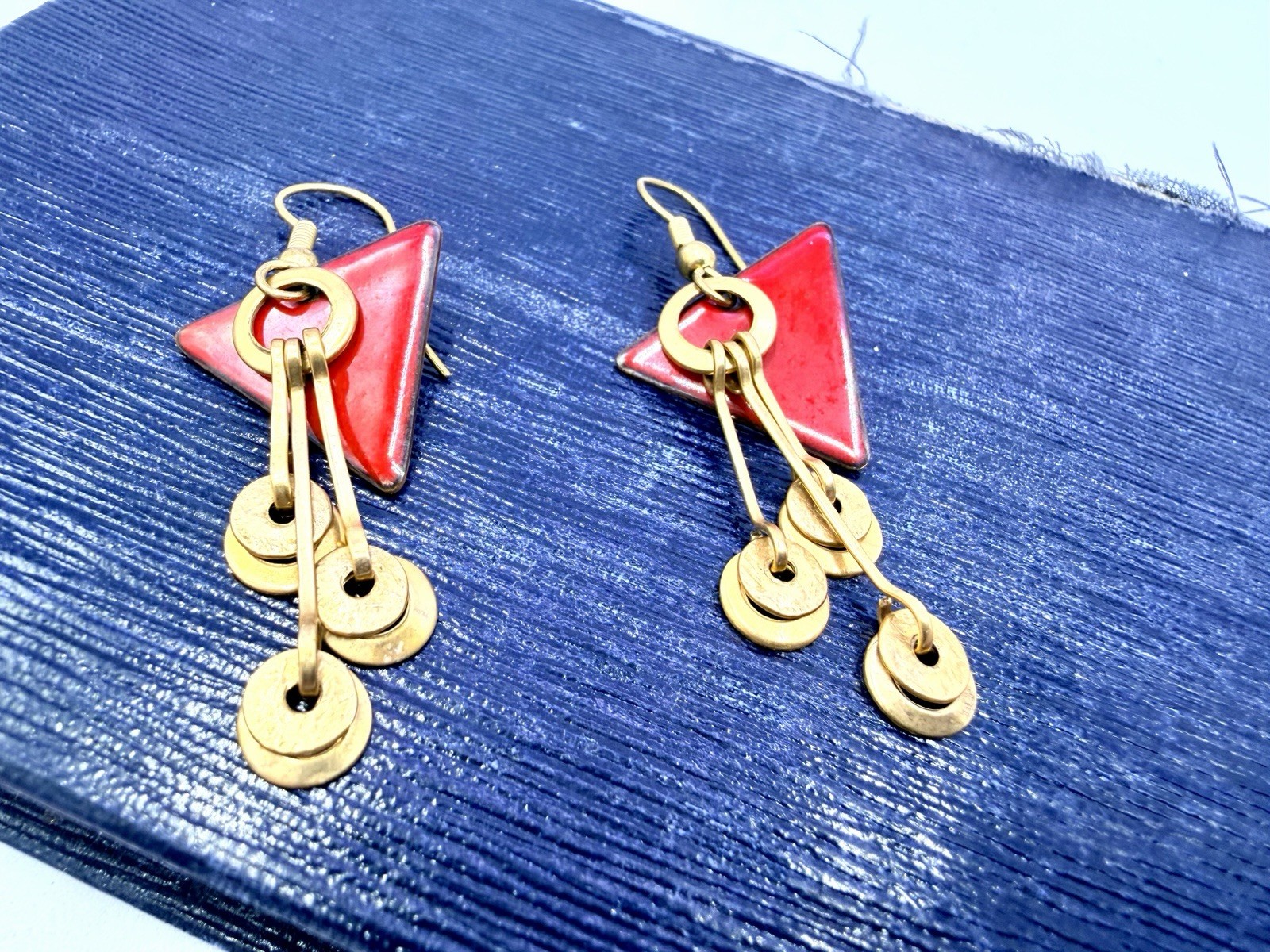 Vintage Artisan Geometric Open Circles Gold Red Triangle Earrings 1980s DbG M