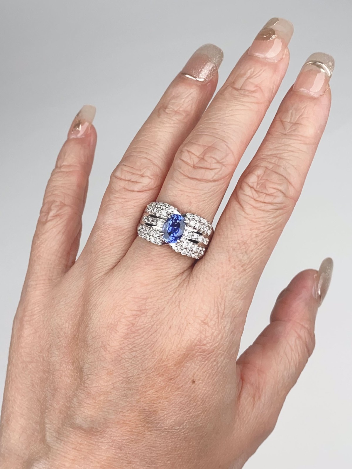 1.53ct Sapphire on Wide Diamond Band Platinum Engagement Ring PT900 Heavy 11.4g