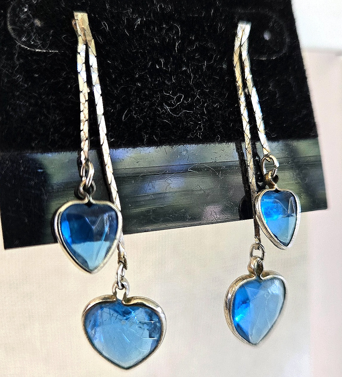 Vintage Blue Acrylic Crystal Heart Open Bezel Silver Tone Pierced Earrings 2″
