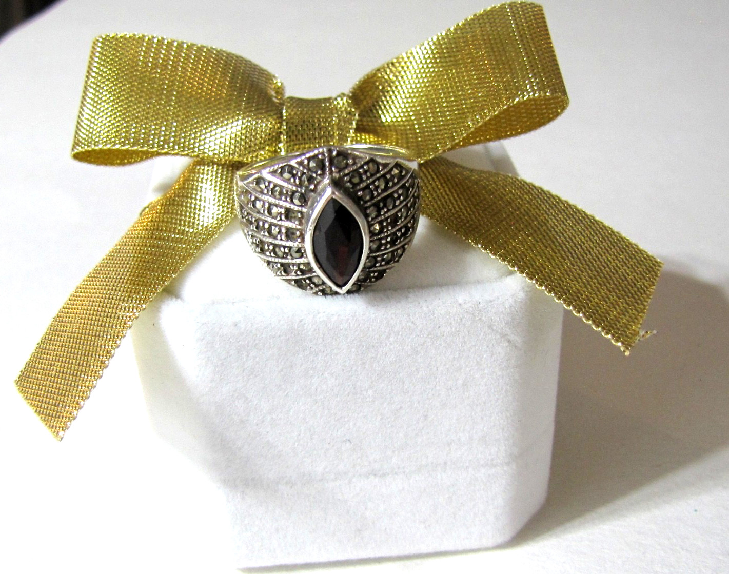 CW Sterling Silver Garnet Marcasite Ring Red Marquise Stone Missing Marcasites