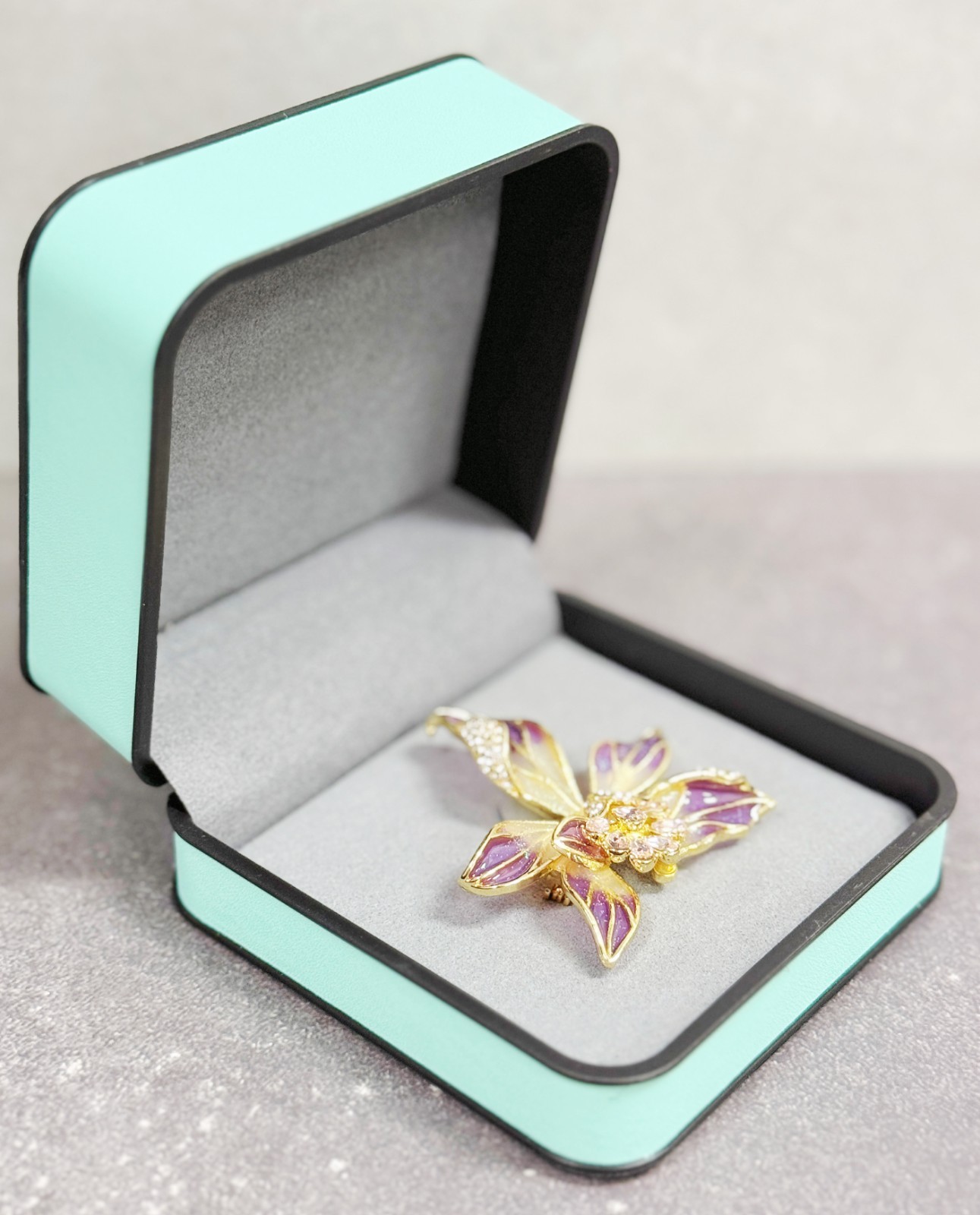 Orchid flower brooch, Statement brooch, pink crystal brooch, Hat brooch pin