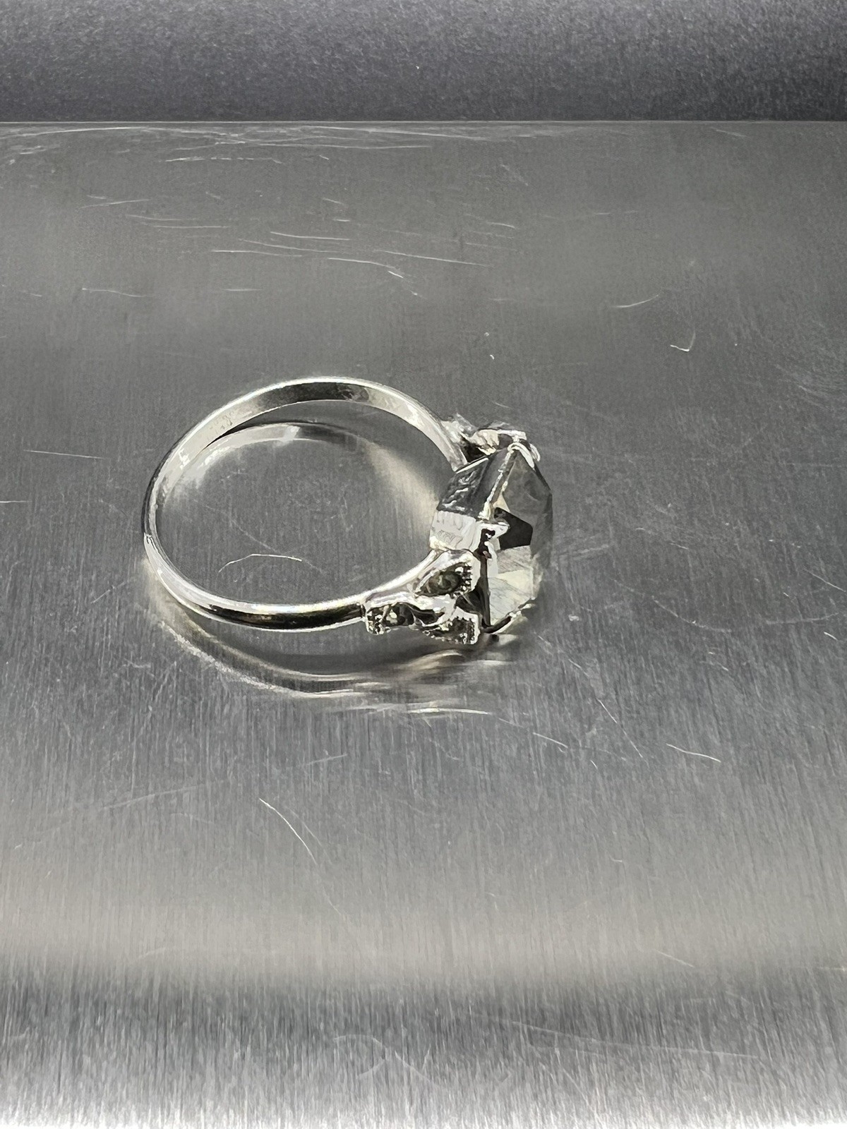 Vintage UNCAS Size 8 Ring Sterling Silver Patent No. 2763140 Smokey Grey Stone