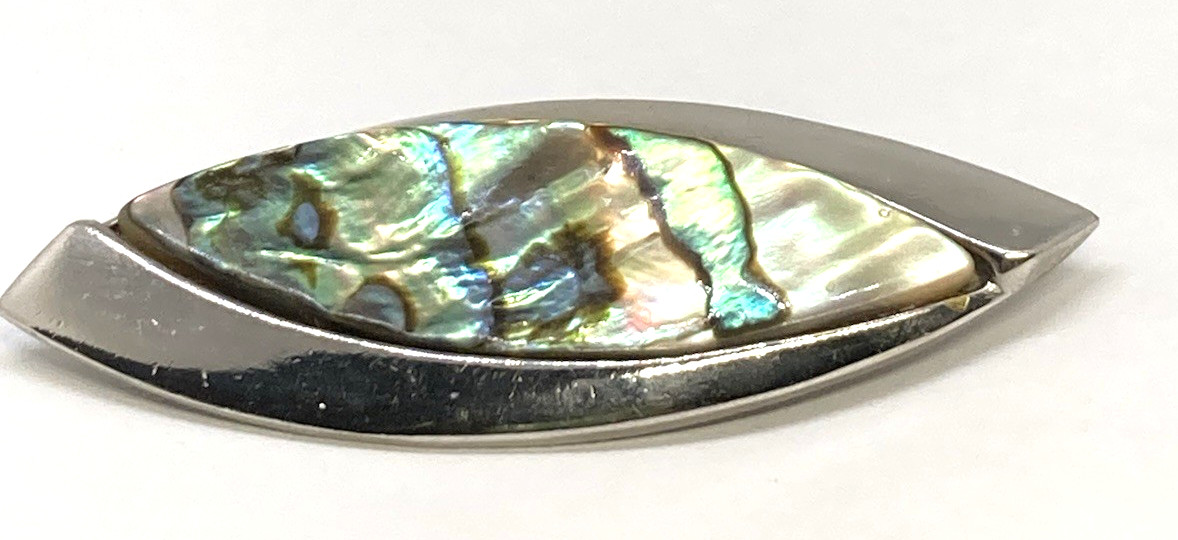 Vintage Signed EXQUISITE brand Abalone Paua Shell Silver Tone Brooch Pin 2.5″