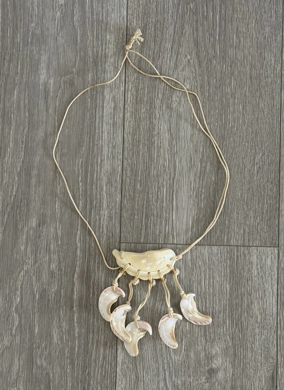Vintage Hand Knotted Polished Large Sea Shell Beaded Long Necklace Unique Design