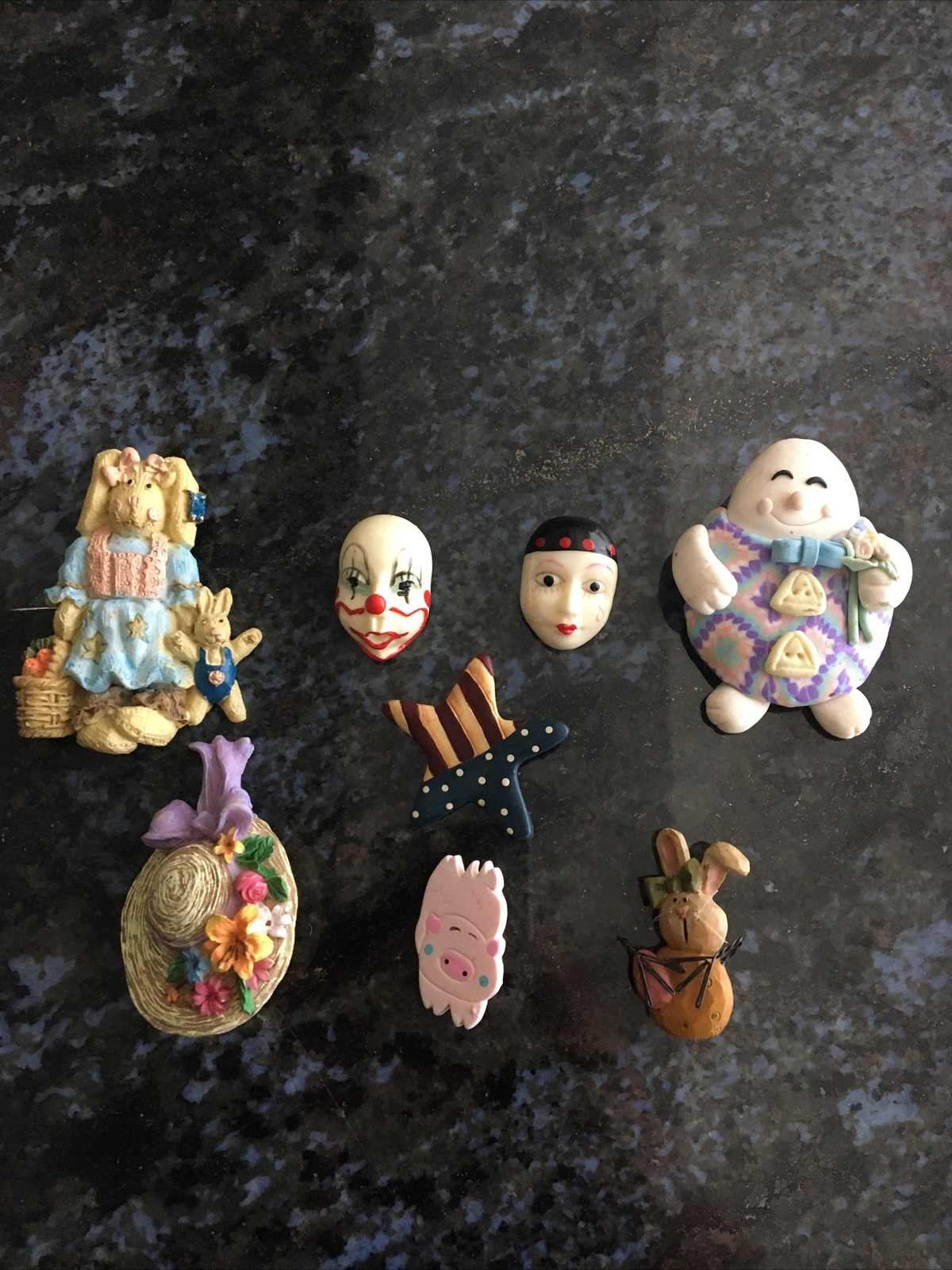 Lot Of Random Pins Brooches Resine Different Sizes Colors Holidays Faces 8 Pcs