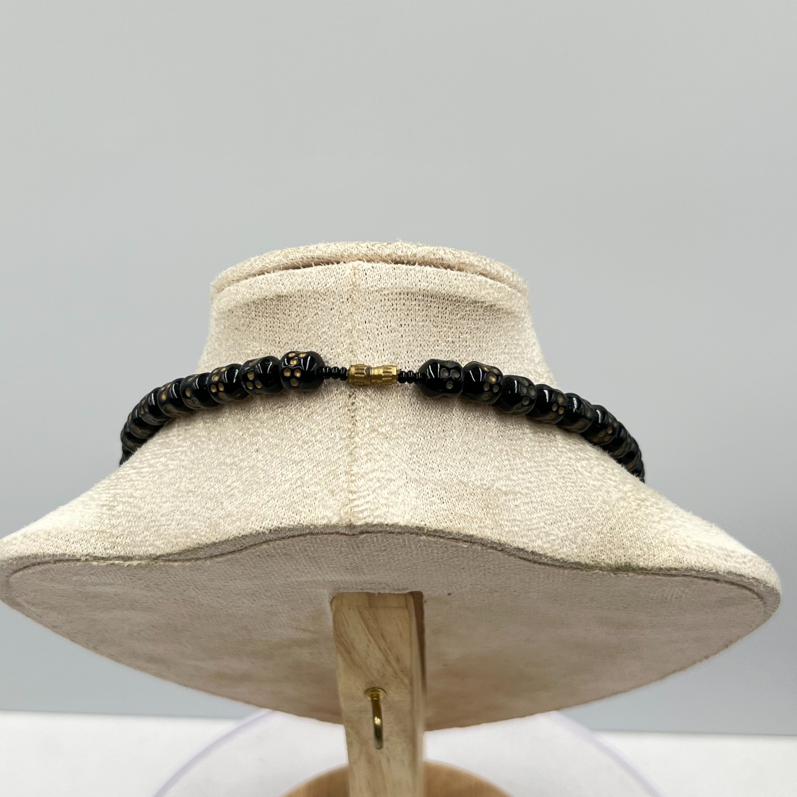 Vintage Retro Black Skull Bead Necklace Goth Grunge Emo Jewelry Barrel Clasp