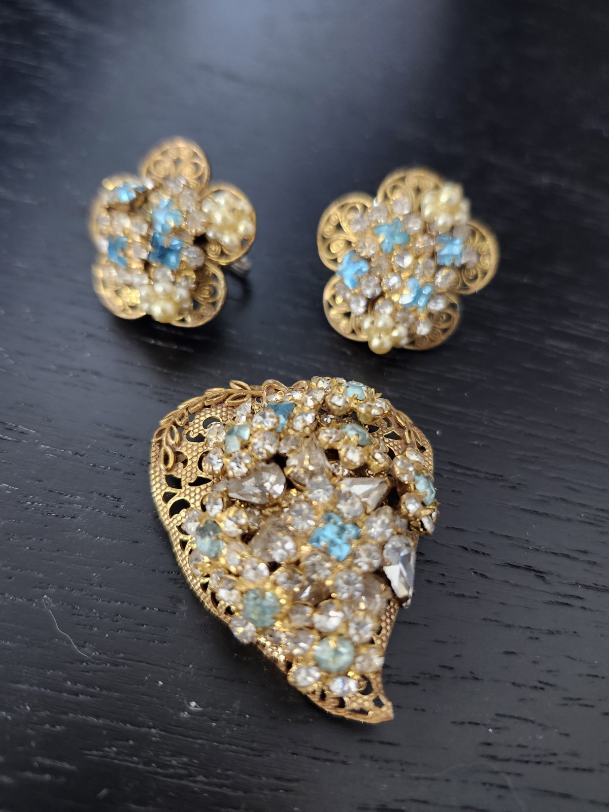 Original By Robert Vintage BROOCH & EARRINGS SET Gold Plate, Pearls, Rhinestones