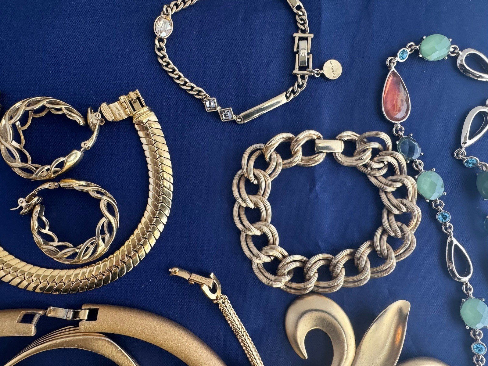 Vintage Now Jewelry Lot Gold Tone Monet AK Trifari Napier K Spade Erwin Pearl 30