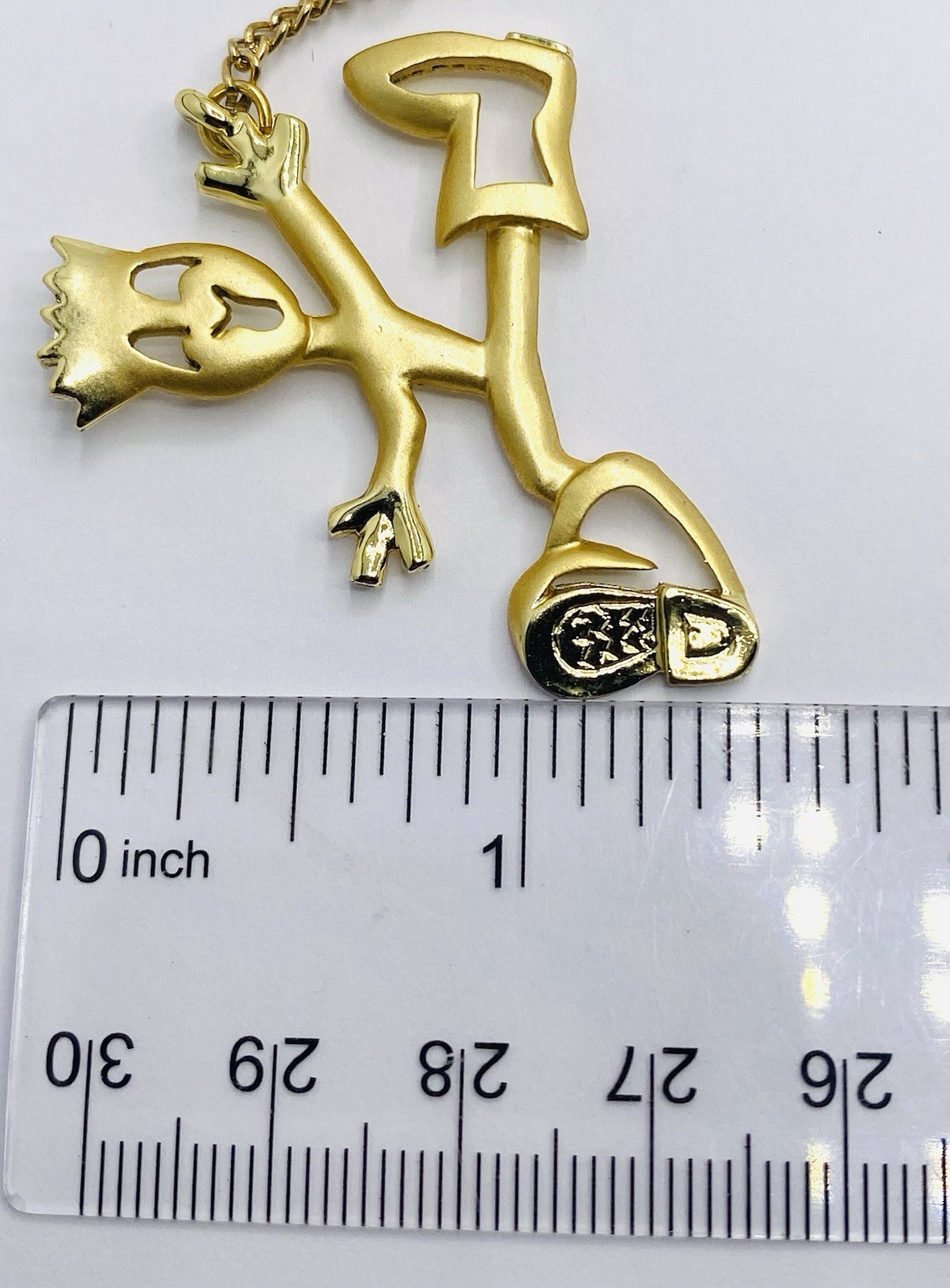 Vintage Gold Toned Boy Fly A Kit Brooch Pin Unbranded E3