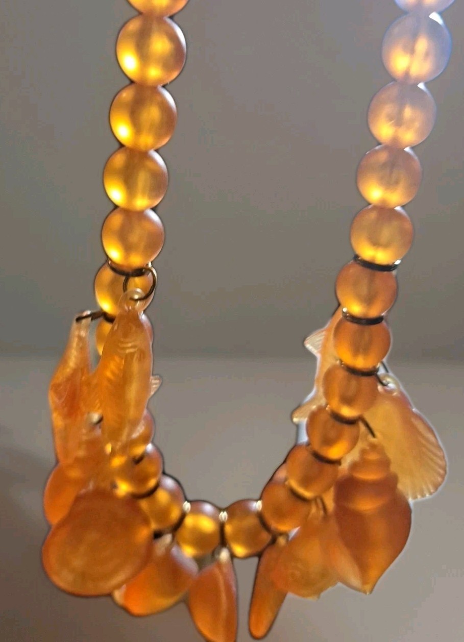 Vtg Lucite Acrylic Retro Glowing Amber Unique Beaded Necklace Shell Fish Charms