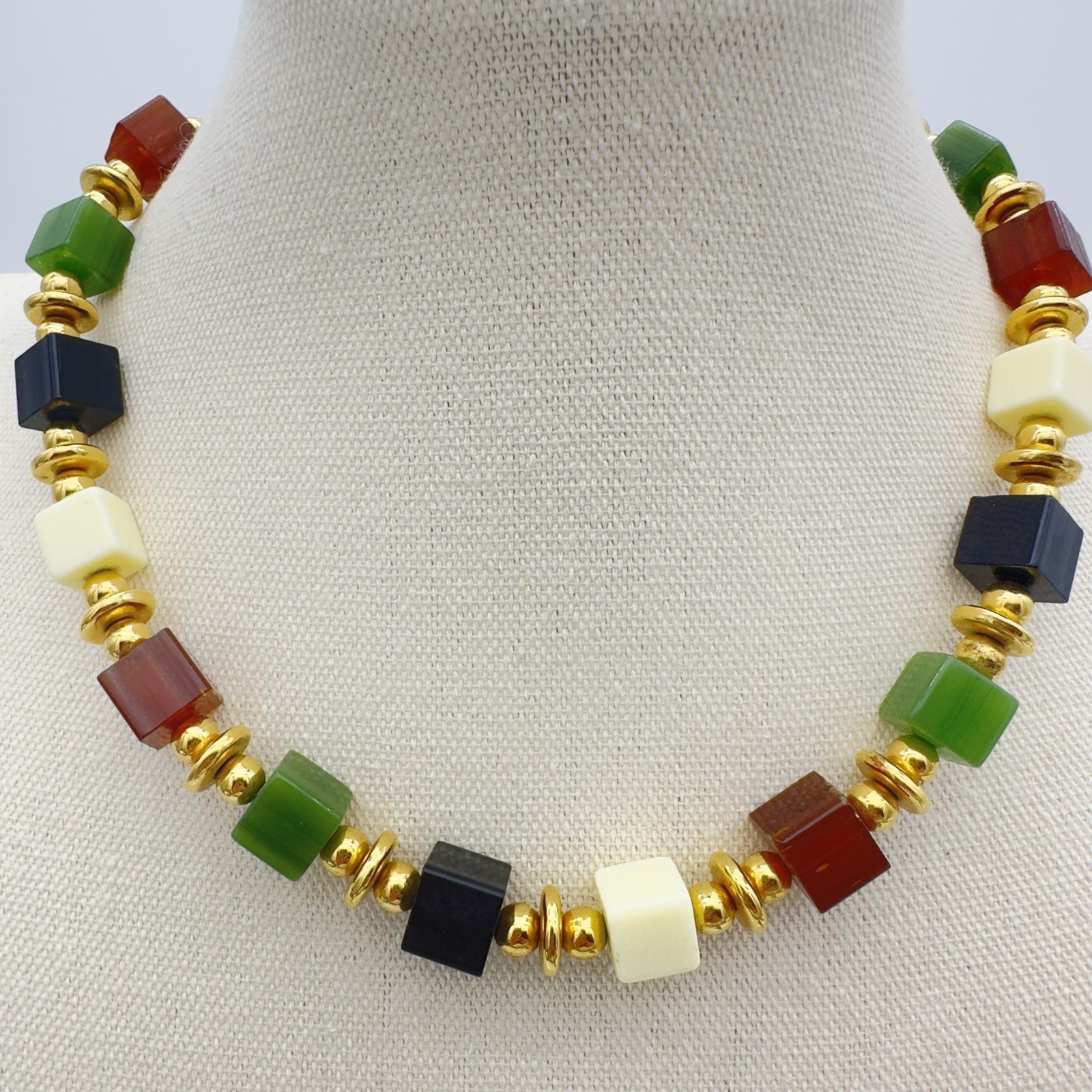 Vintage TRIFARI Necklace Mogul Jewel Tone Lucite Cube Bead Colar 18 Inch