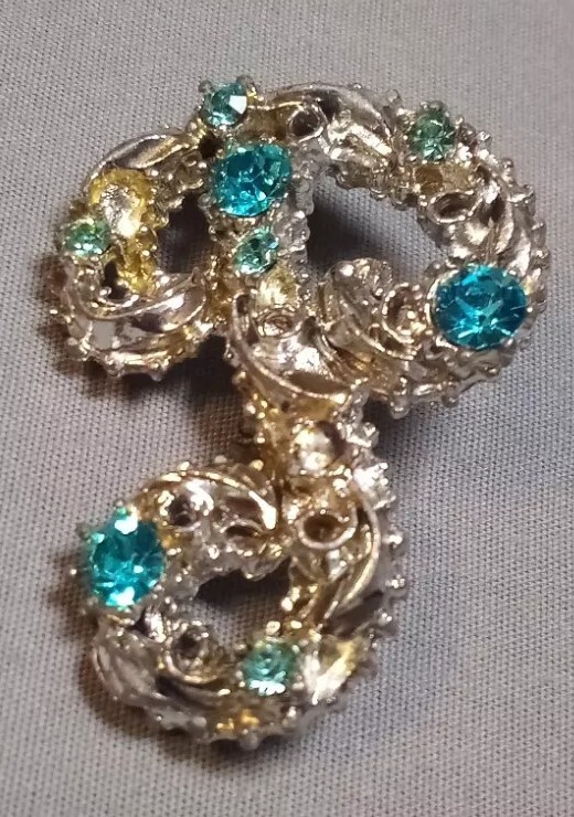 Vintage Silver Tone Metal Aqua Rhinestone Letter Monogram Initial “P” Brooch Pin