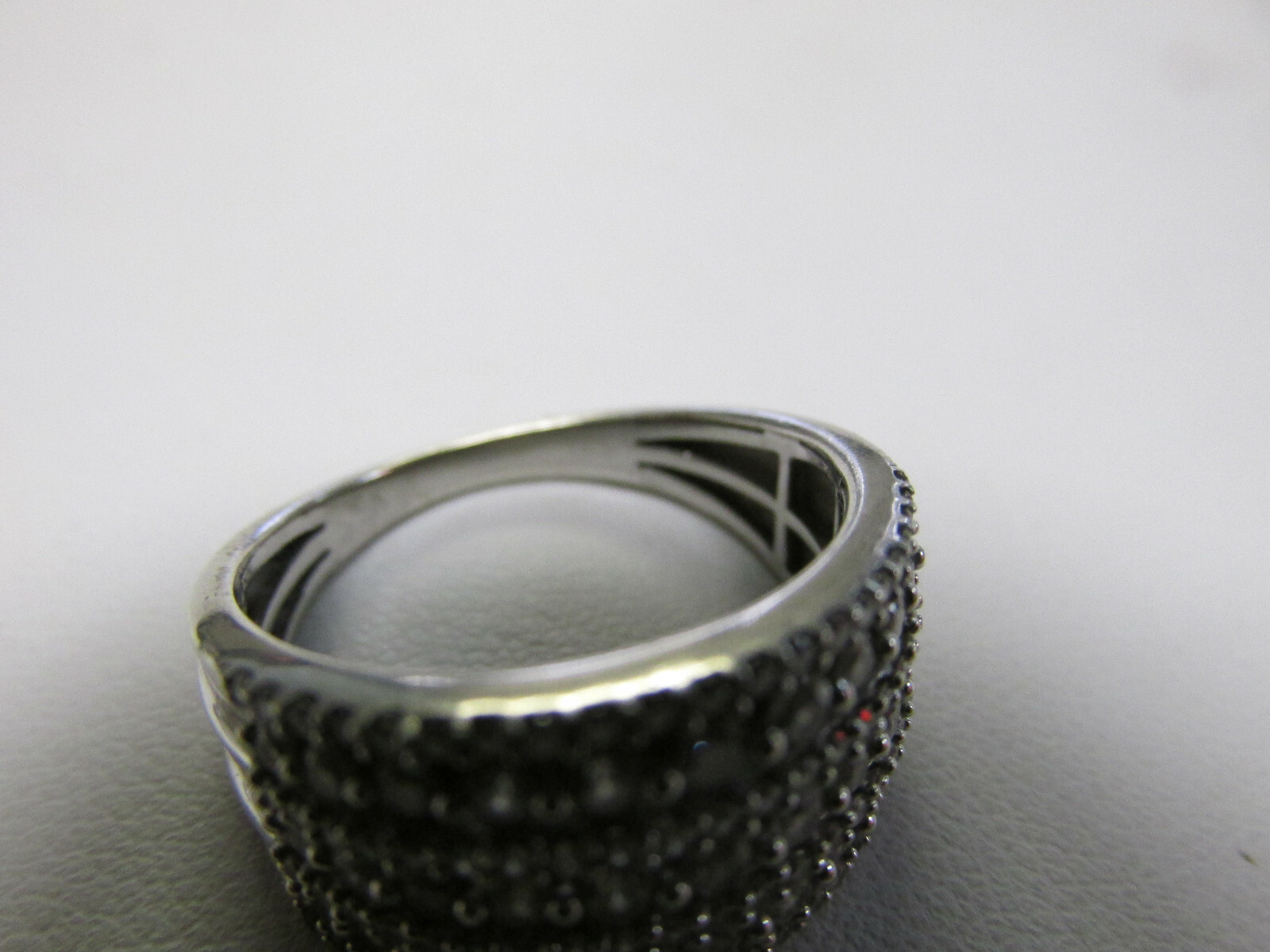 Beautiful 1.00 ctw 10k White Gold Diamond Ring Size 7 Really Nice MAKE OFFER