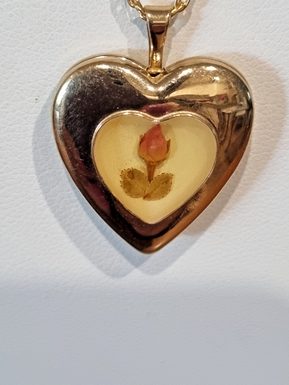 Vintage 14k Gold Filled Perpetual Real Rose bud Heart Locket Chain See Video