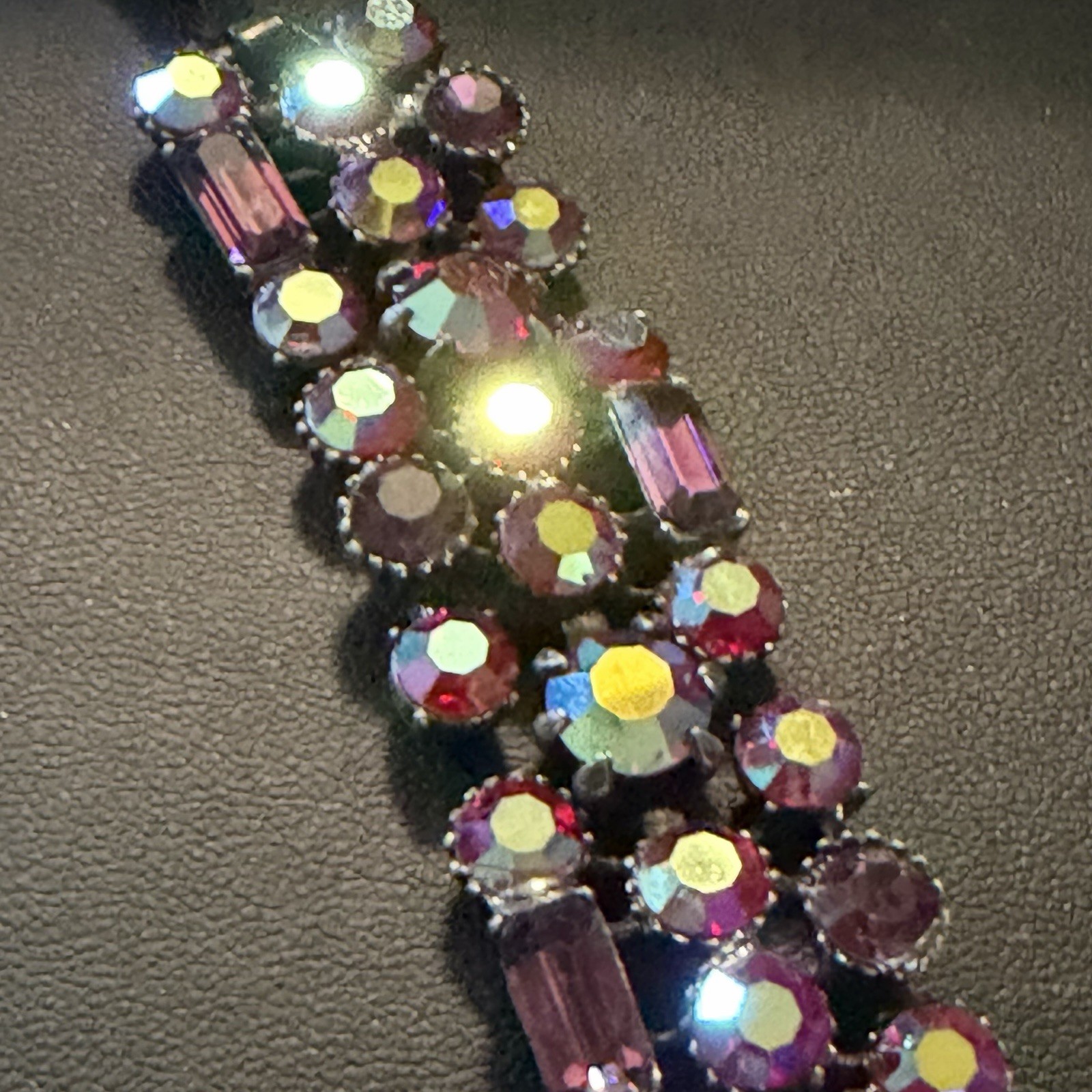 VTG Beautiful Iridescent Red Pink Purple Vintage Estate Rhinestone Bracelet