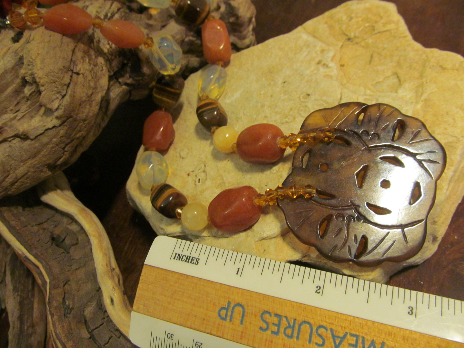 Silver tone Jade Agate Tiger’s Eye Gemstone Bead Beaded Carvd Pendant Necklace